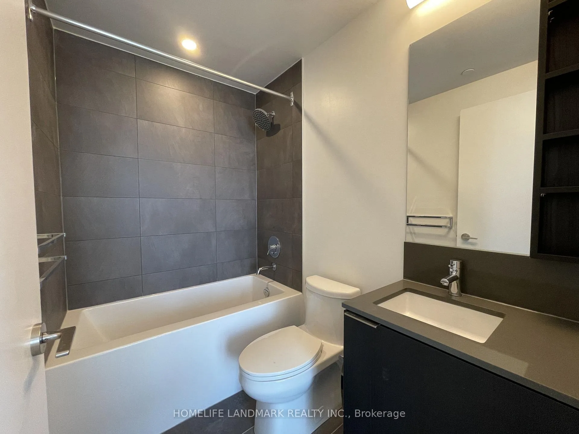 Photo 10 of 7890 Jane Street, Vaughan, Vaughan Corporate Centre — HOMEH