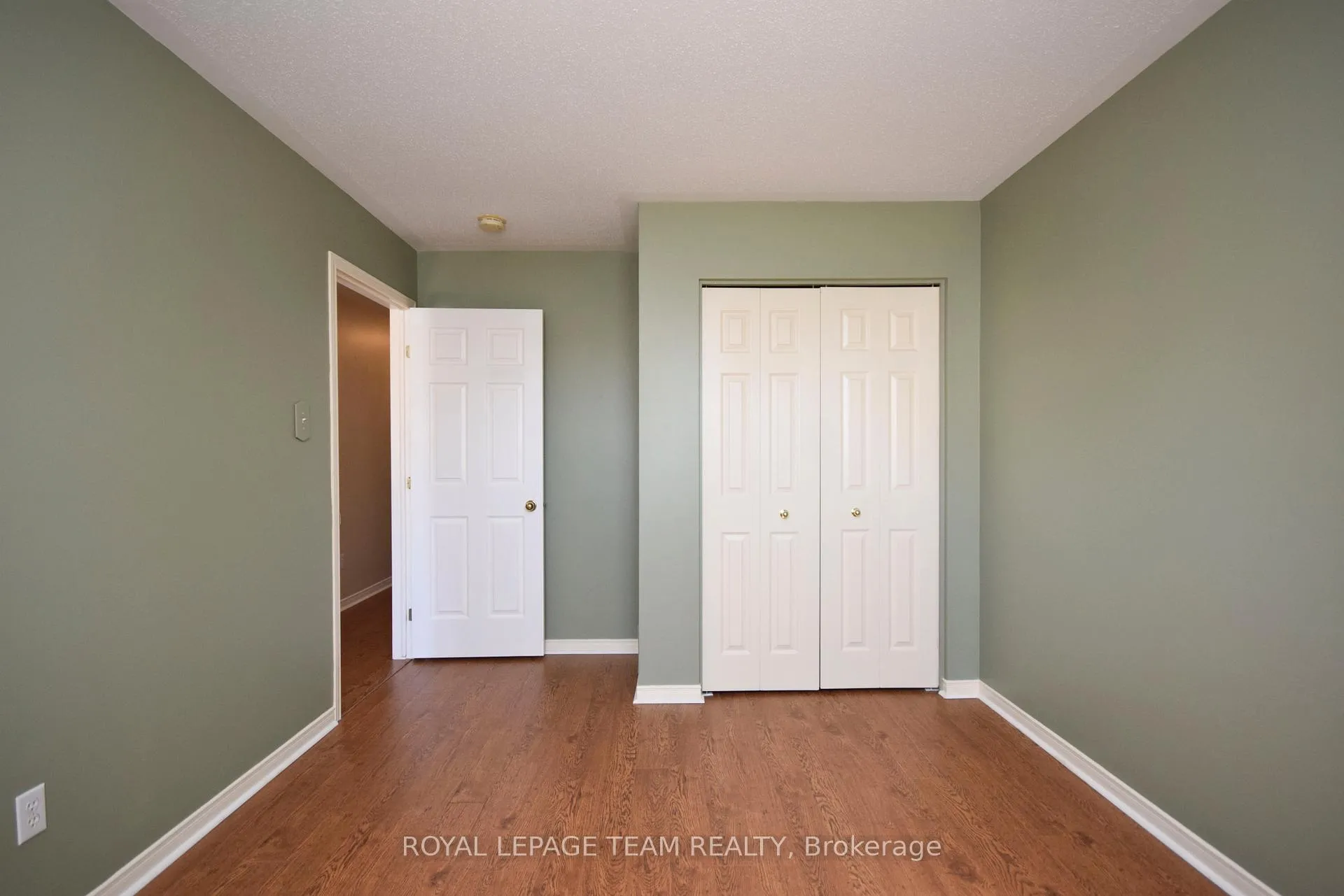 Photo 22 of 55 Harrington Court, Ottawa, Kanata - Kanata Lakes/Heritage Hills — HOMEH