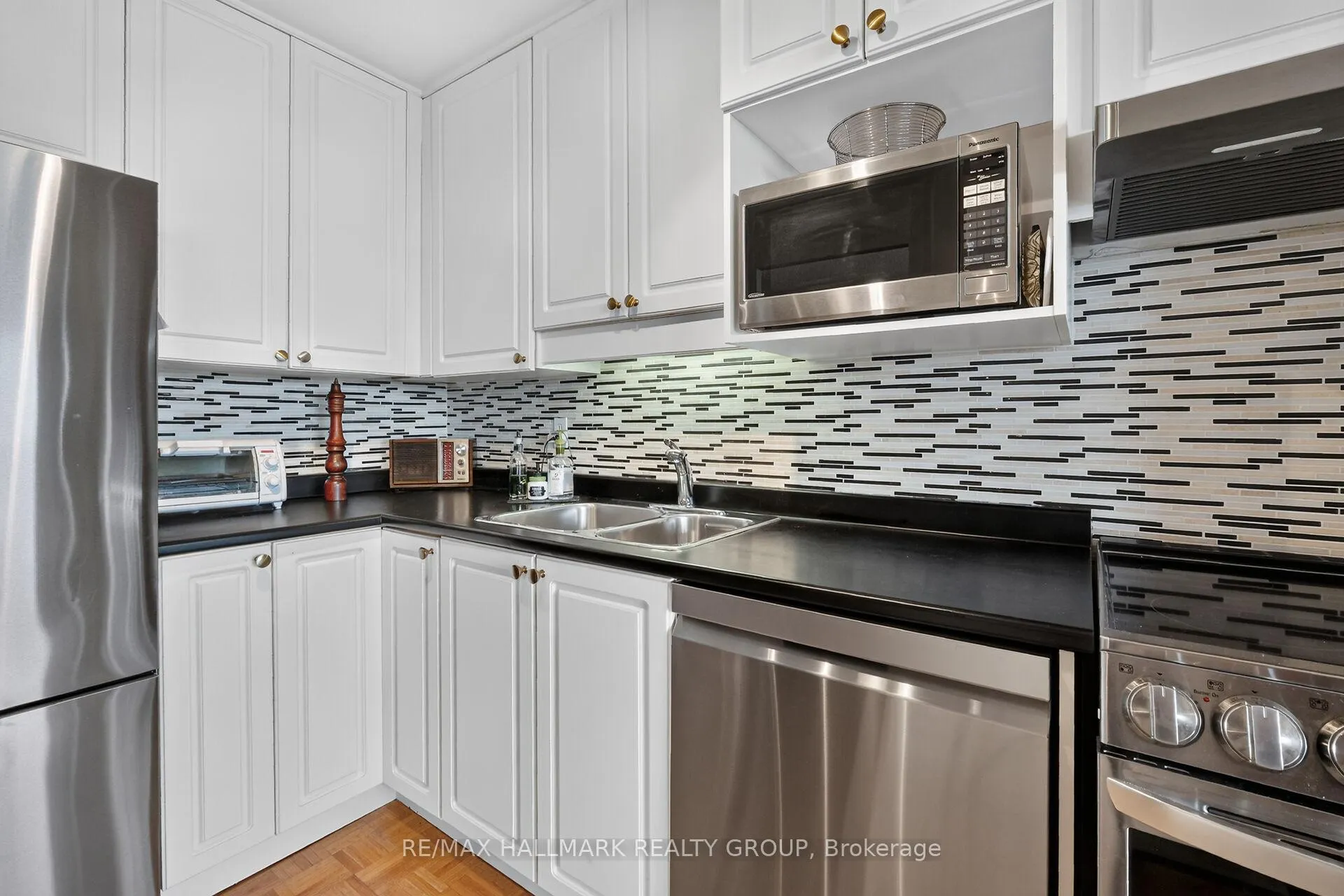 Photo 19 of Unit 1608, 265 Poulin Avenue, Ottawa, Britannia — HOMEH