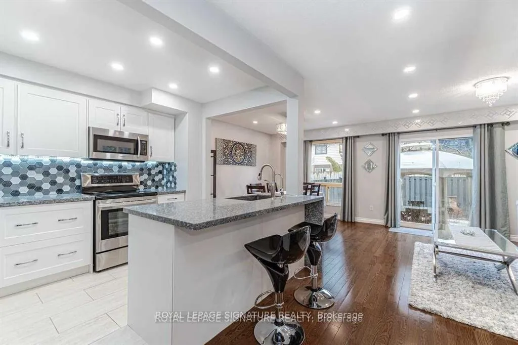 Photo 6 of 447 Ontario Street, Milton, Dorset Park — HOMEH