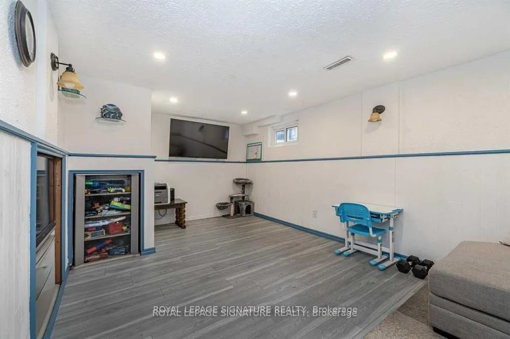 Photo 12 of 447 Ontario Street, Milton, Dorset Park — HOMEH