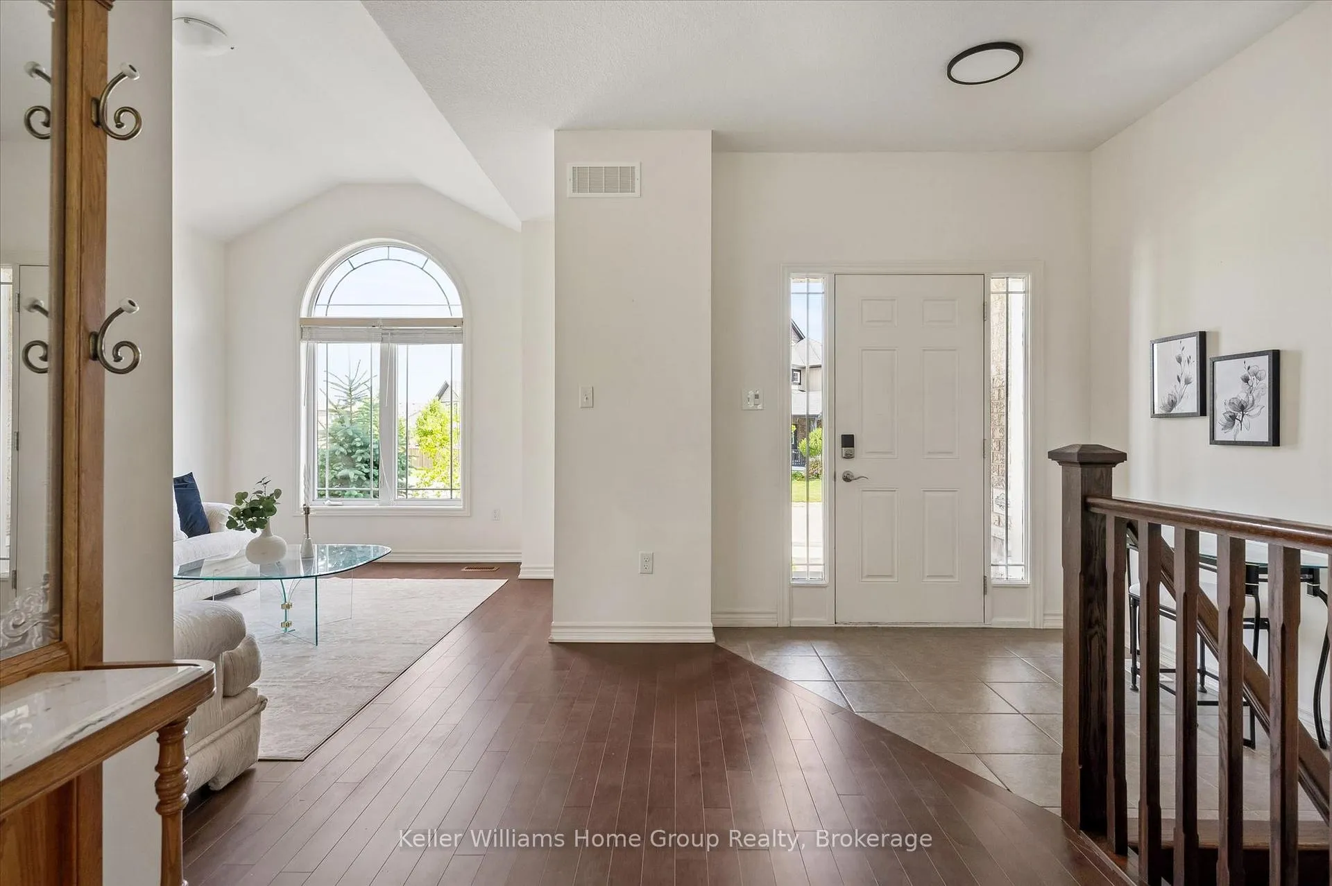 Photo 5 of 27 Riley Crescent, Centre Wellington, Fergus — HOMEH