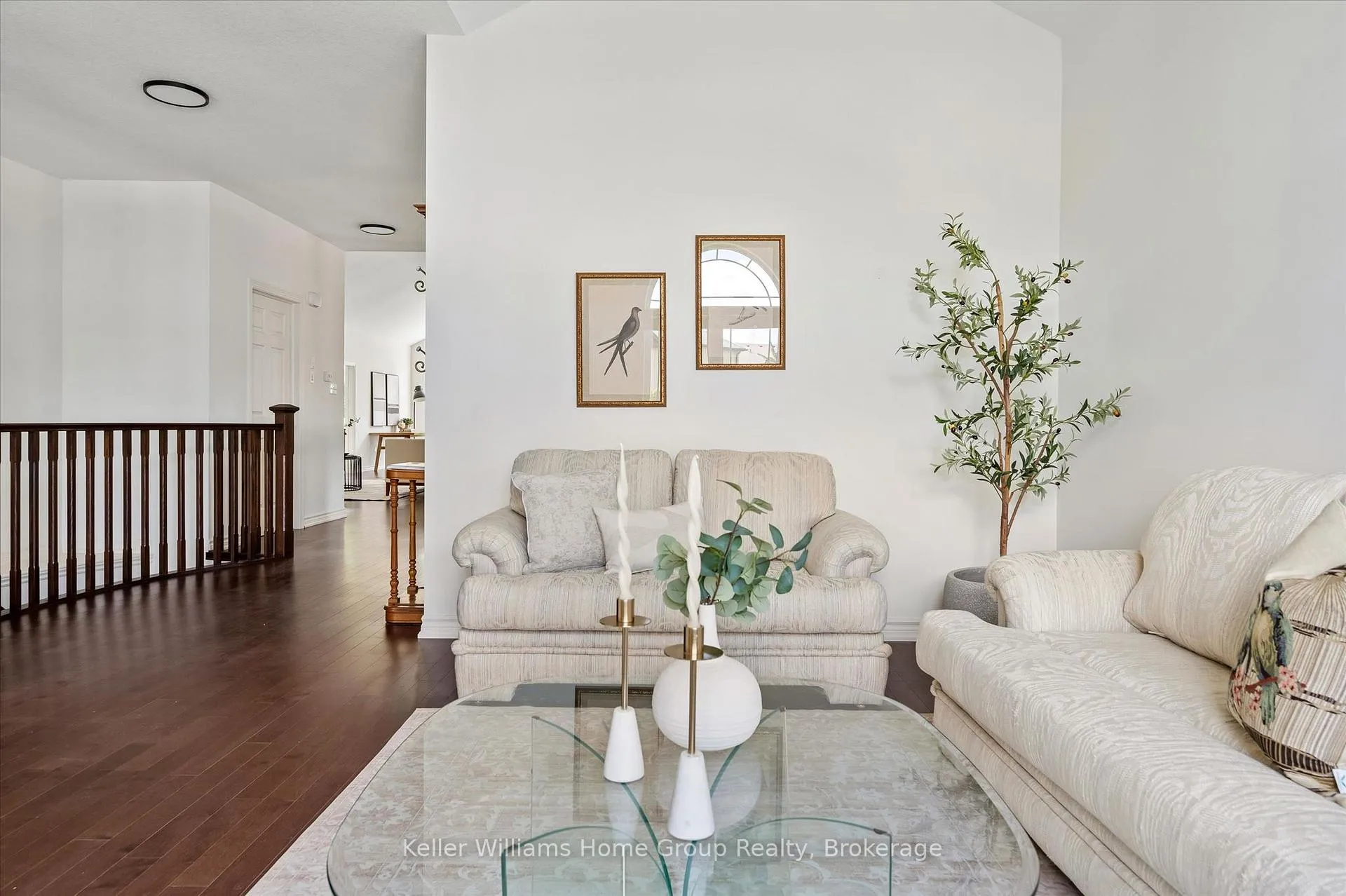 Photo 8 of 27 Riley Crescent, Centre Wellington, Fergus — HOMEH