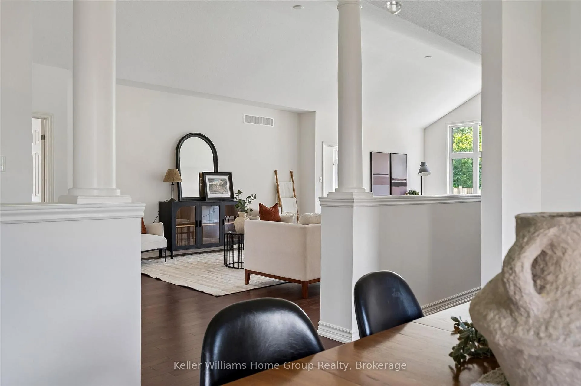 Photo 11 of 27 Riley Crescent, Centre Wellington, Fergus — HOMEH