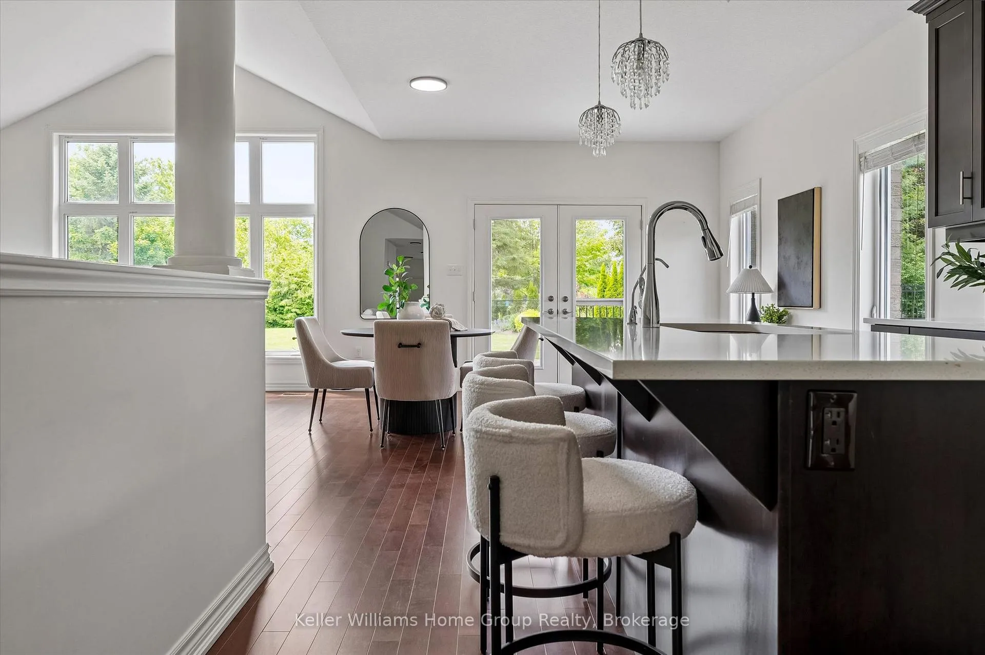 Photo 18 of 27 Riley Crescent, Centre Wellington, Fergus — HOMEH