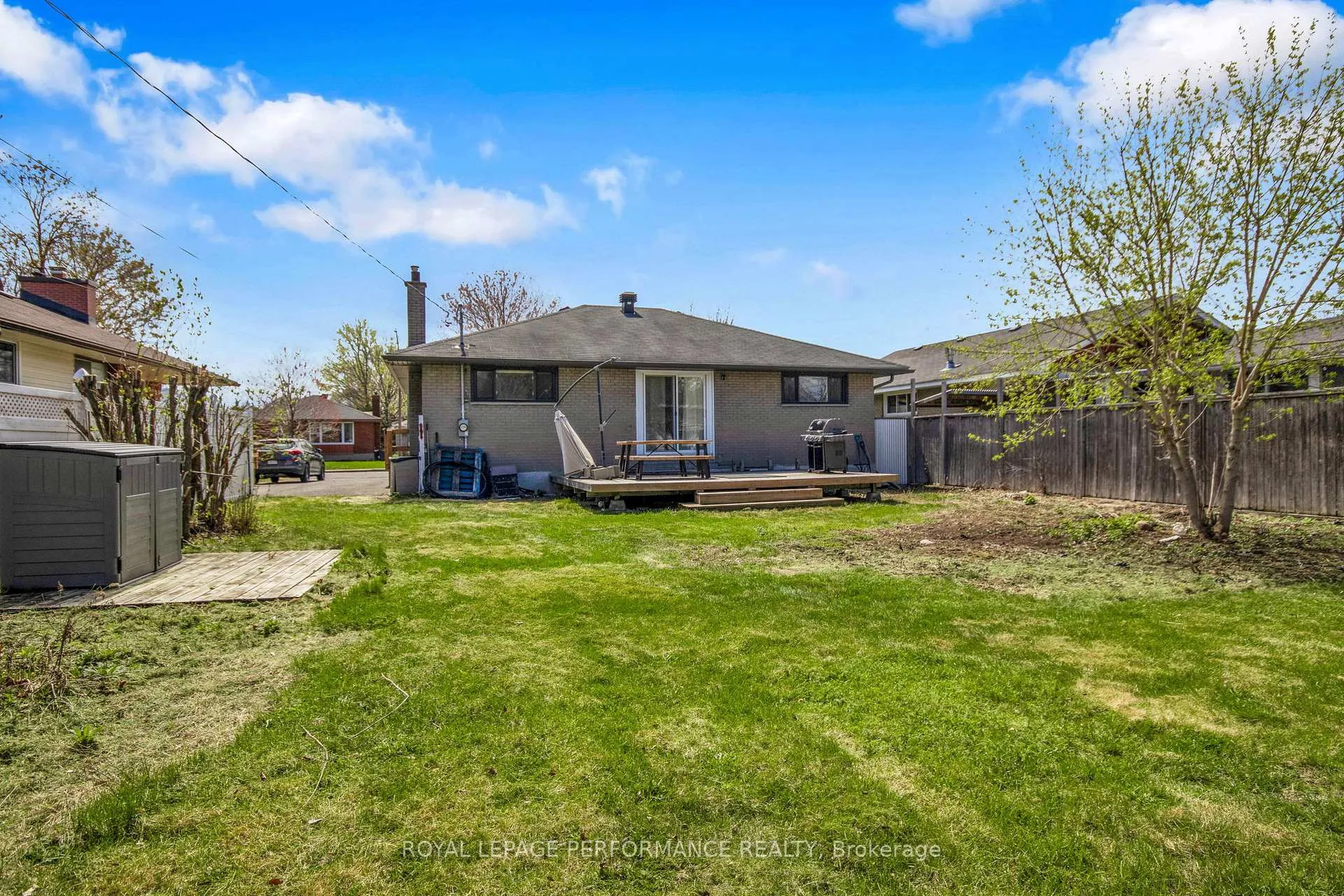 Photo 17 of 1321 Rustic Drive, Ottawa, Parkway Park — HOMEH