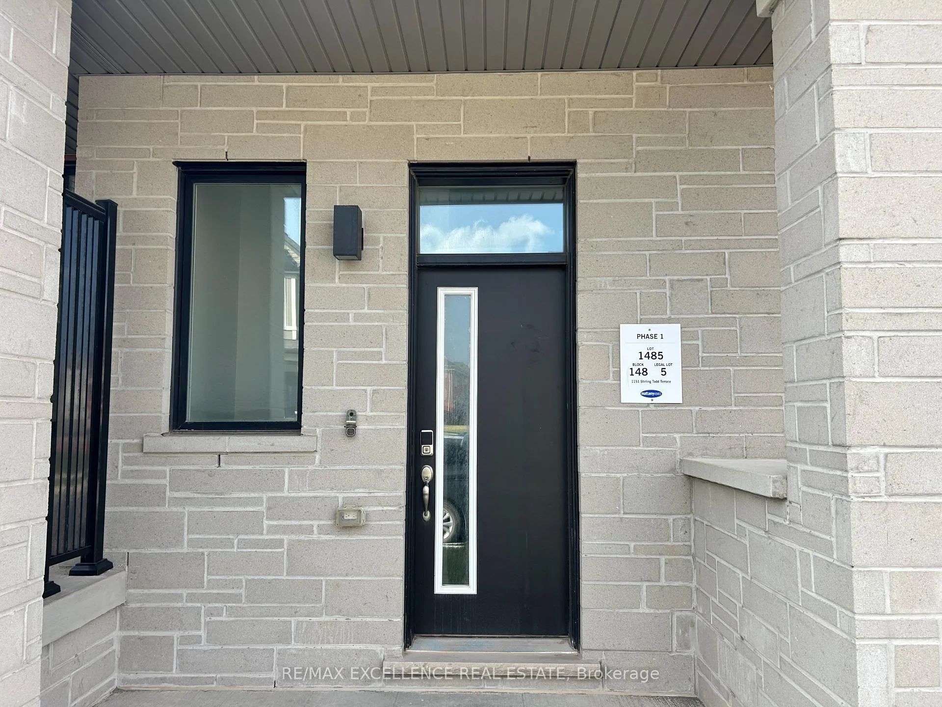 Photo 2 of 1151 Stirling Todd Terrace, Milton, Bowes — HOMEH