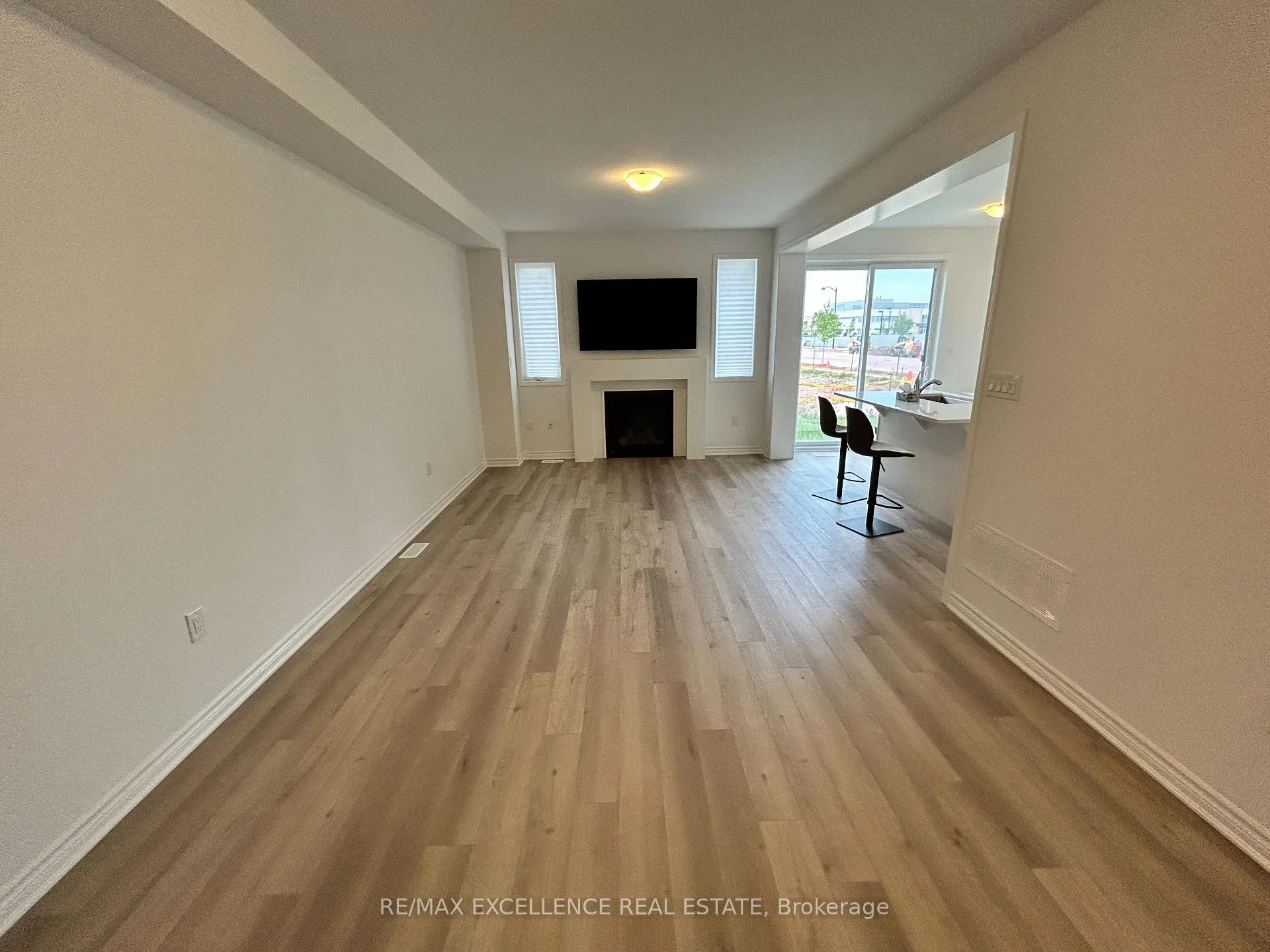 Photo 4 of 1151 Stirling Todd Terrace, Milton, Bowes — HOMEH