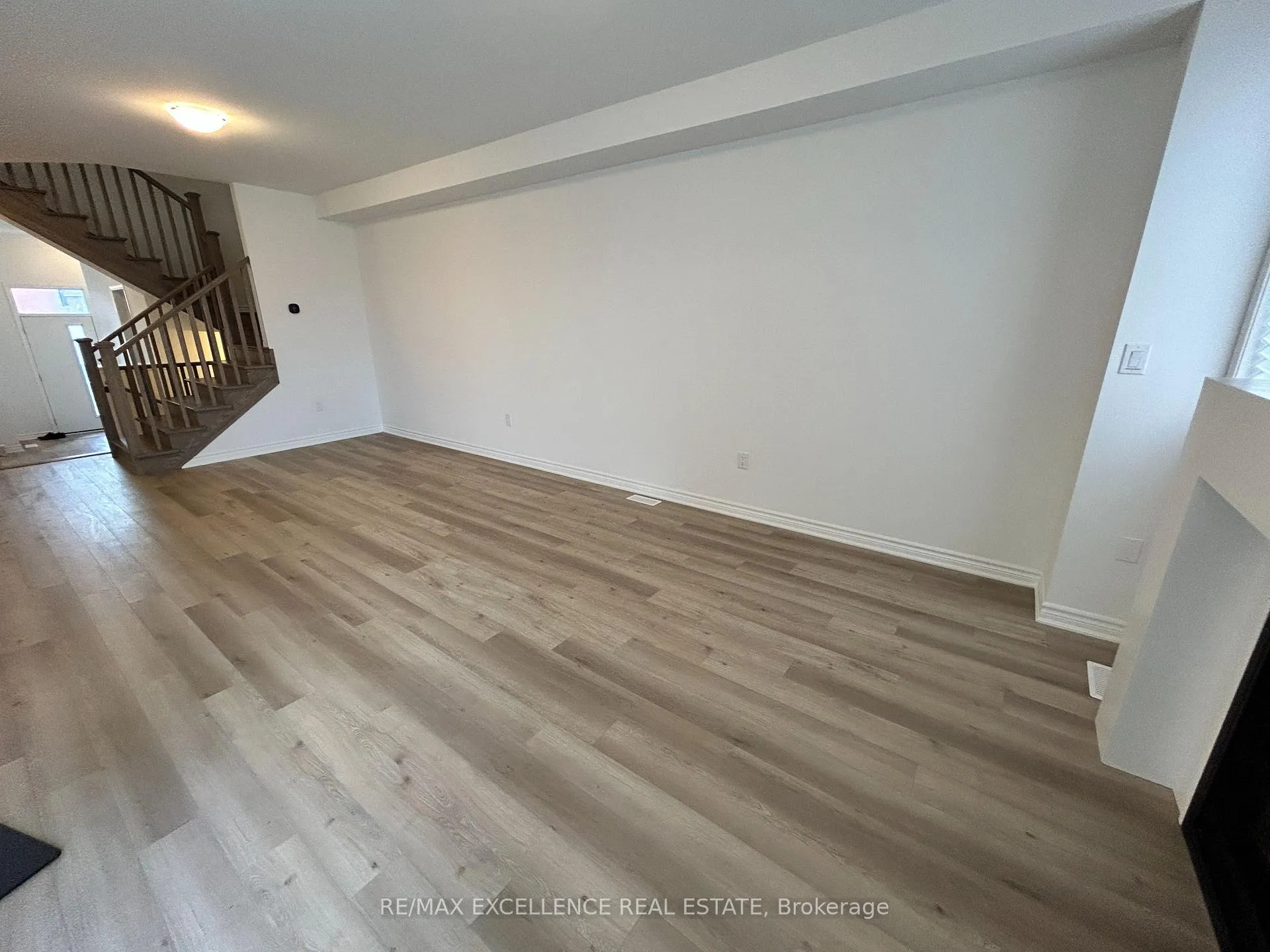 Photo 5 of 1151 Stirling Todd Terrace, Milton, Bowes — HOMEH