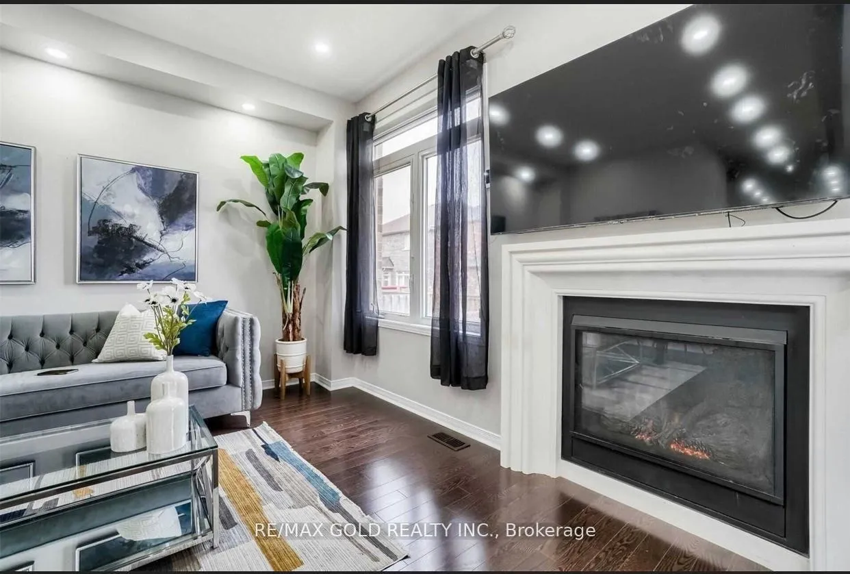 Photo 1 of 66 Zelda Road, Brampton, Sandringham-Wellington North — HOMEH