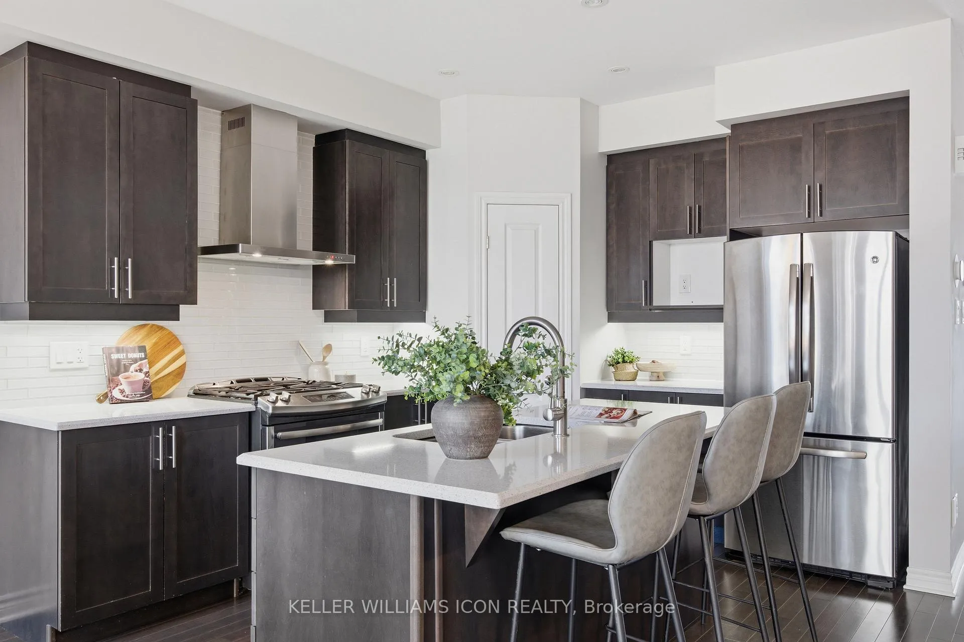 Photo 49 of 636 Tennant Way, Ottawa, Riverside South/Gloucester Glen — HOMEH