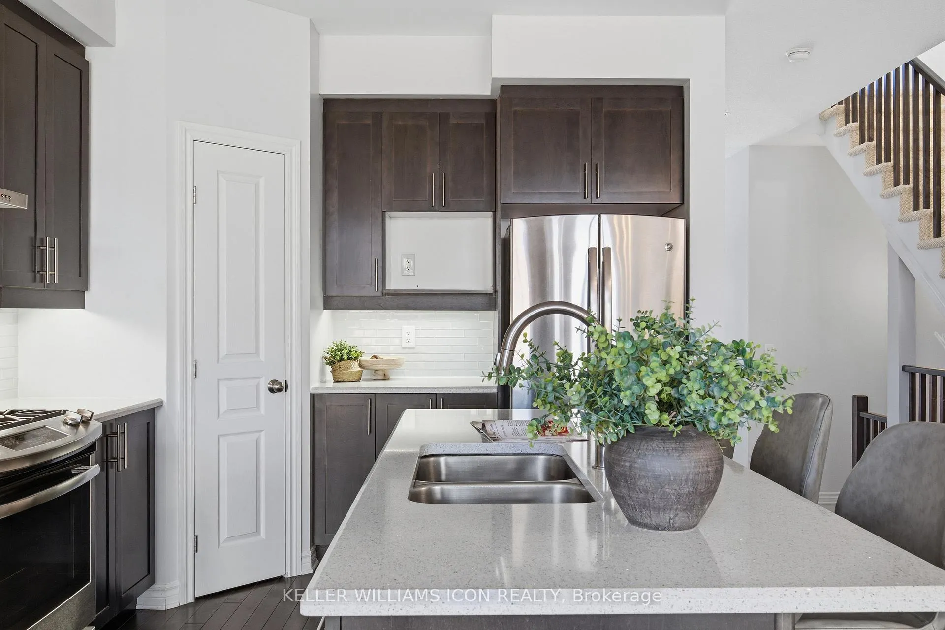 Photo 52 of 636 Tennant Way, Ottawa, Riverside South/Gloucester Glen — HOMEH