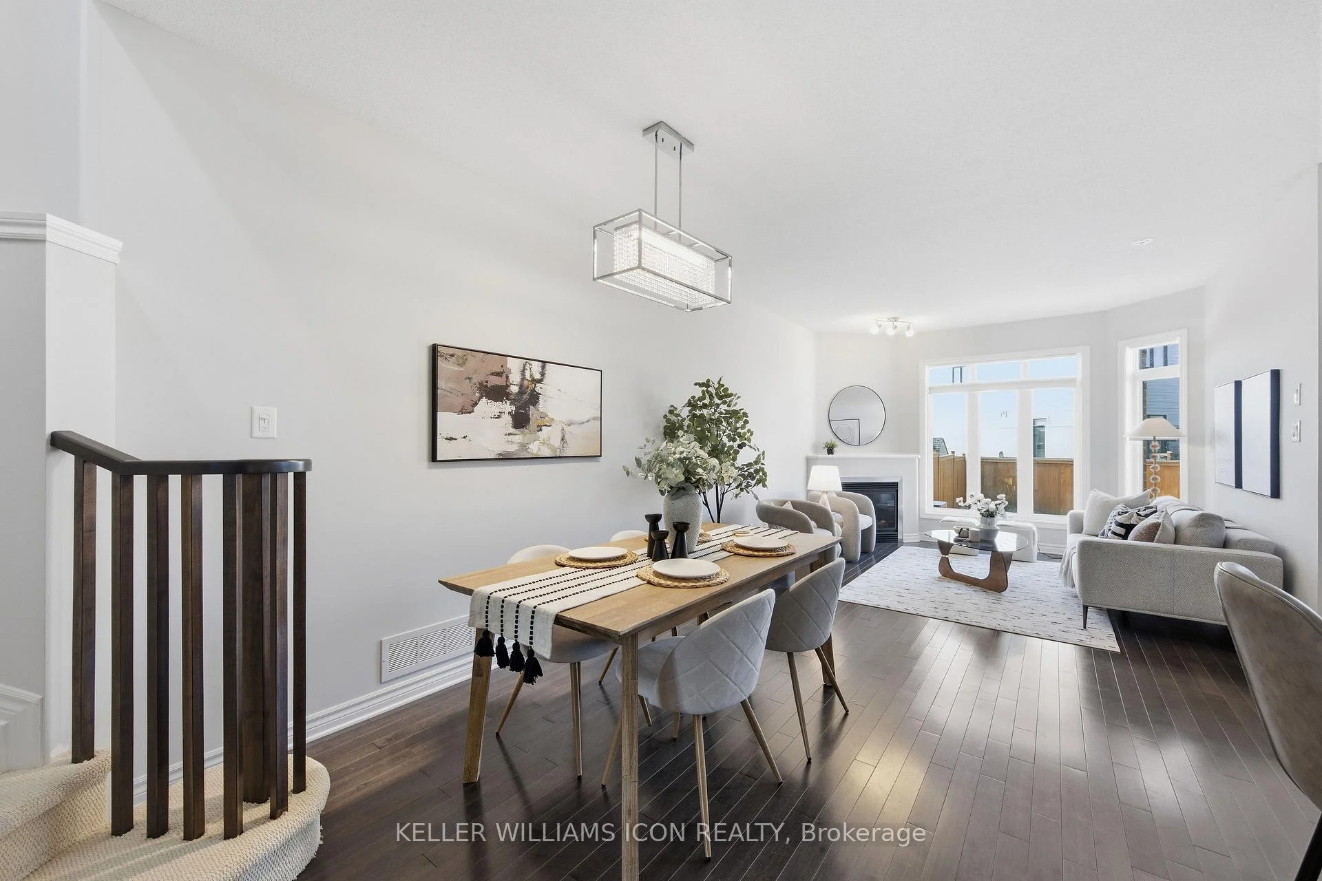 Photo 10 of 636 Tennant Way, Ottawa, Riverside South/Gloucester Glen — HOMEH