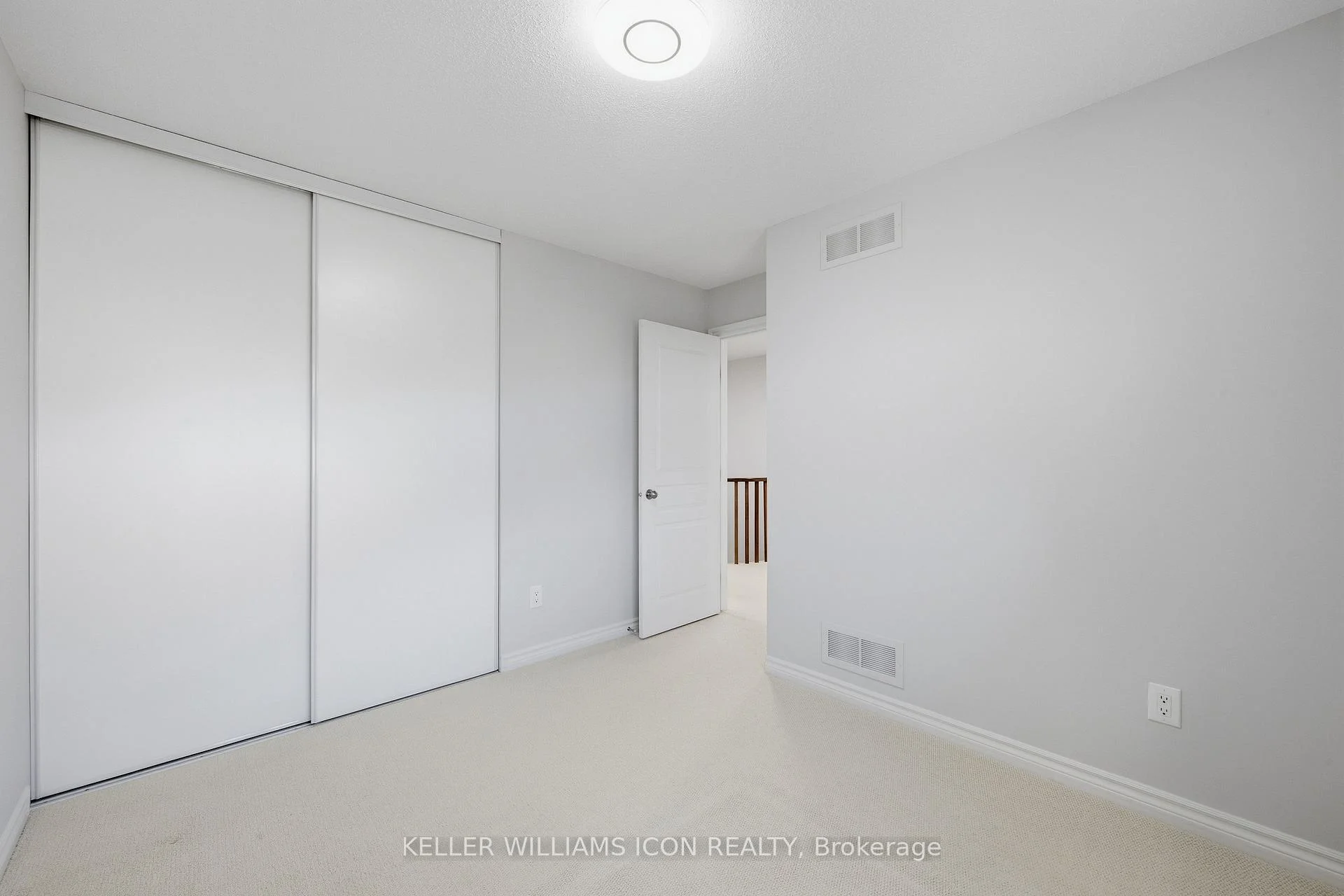 Photo 20 of 636 Tennant Way, Ottawa, Riverside South/Gloucester Glen — HOMEH