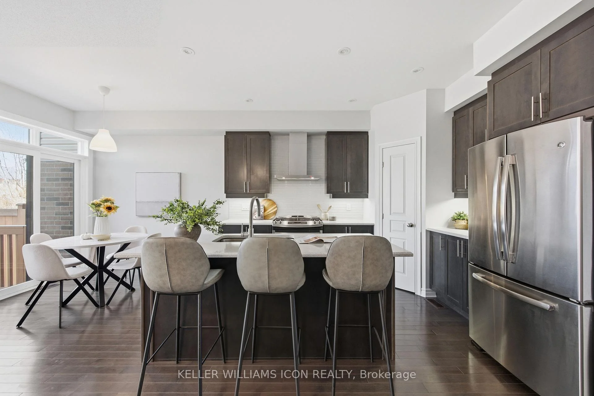 Photo 44 of 636 Tennant Way, Ottawa, Riverside South/Gloucester Glen — HOMEH