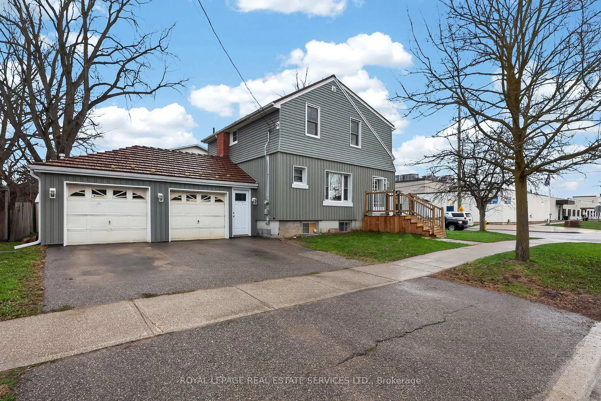 Photo 1 of 71 Centre Street S, New Tecumseth, Alliston — HOMEH