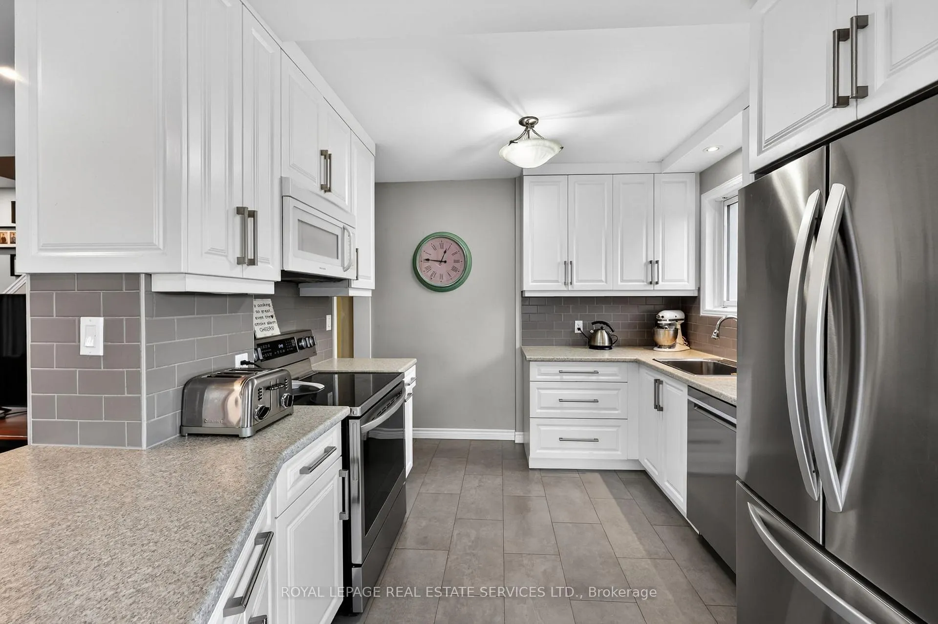Photo 15 of 71 Centre Street S, New Tecumseth, Alliston — HOMEH