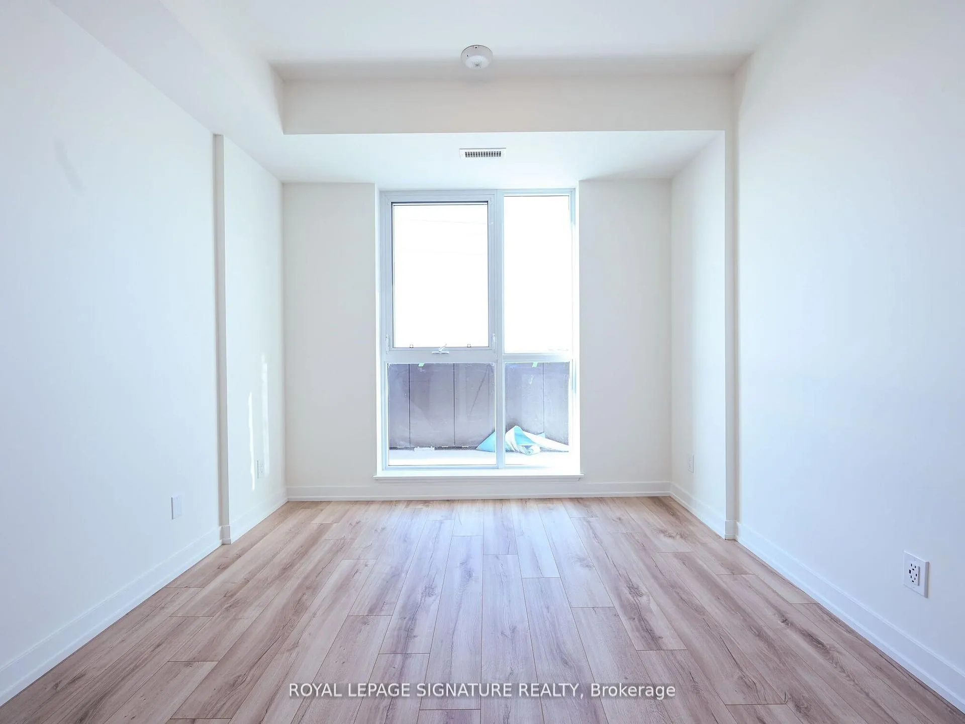 Photo 25 of Unit 304, 345 Wheat Boom Drive N, Oakville, Joshua Meadows — HOMEH