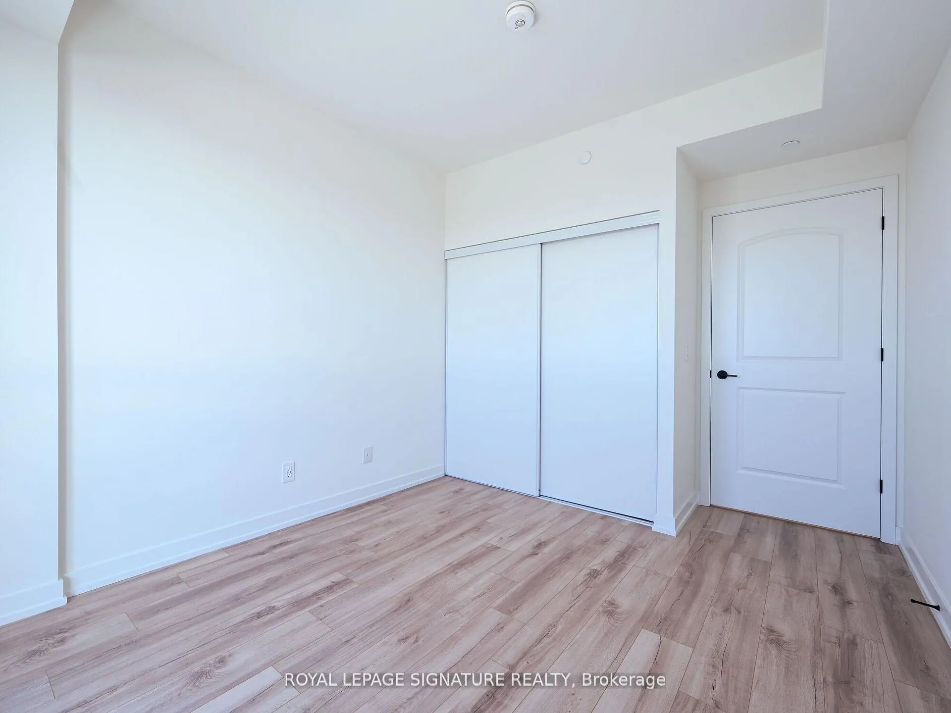 Photo 26 of Unit 304, 345 Wheat Boom Drive N, Oakville, Joshua Meadows — HOMEH