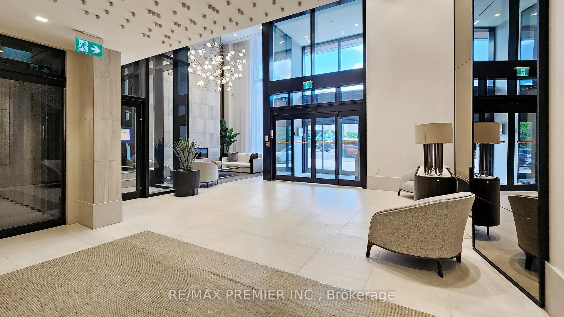Photo 4 of Unit 1116, 2020 Bathurst Street, Toronto, Humewood-Cedarvale — HOMEH