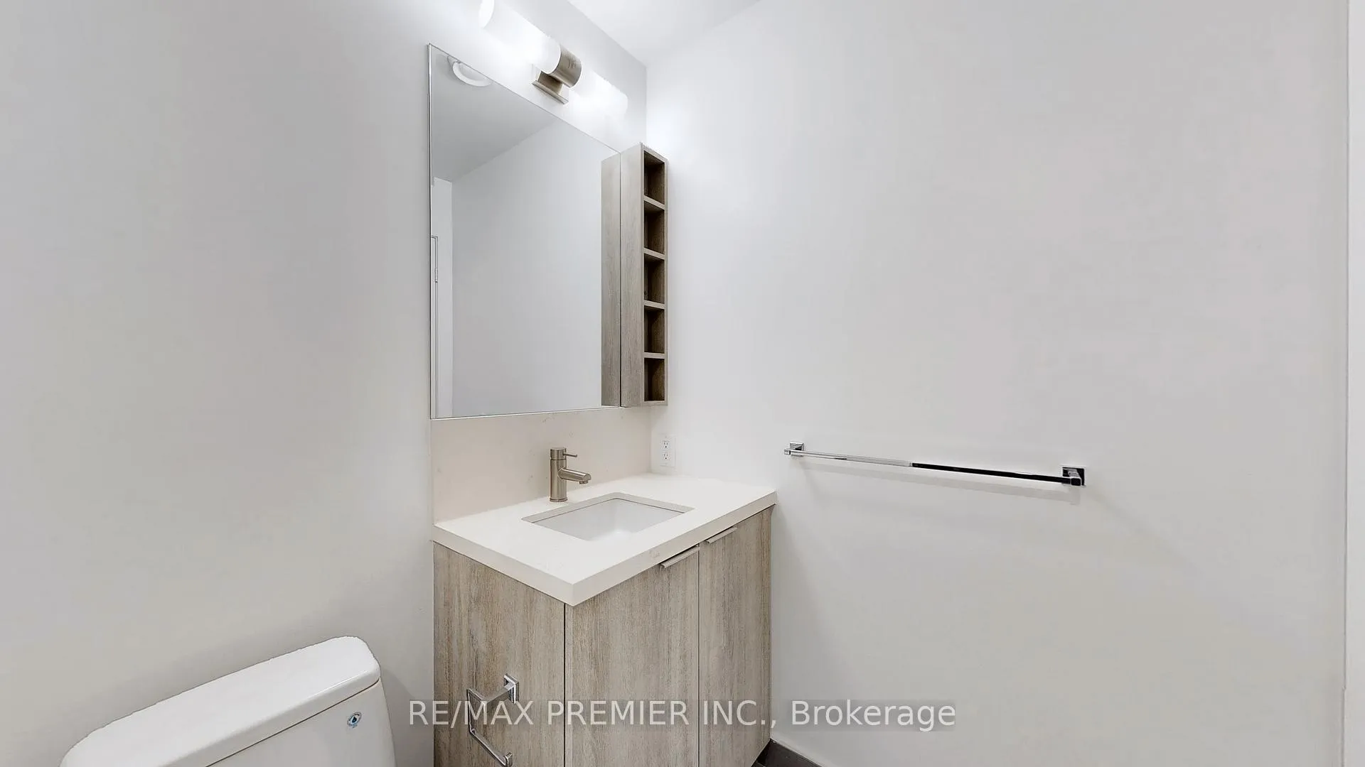 Photo 17 of Unit 1116, 2020 Bathurst Street, Toronto, Humewood-Cedarvale — HOMEH