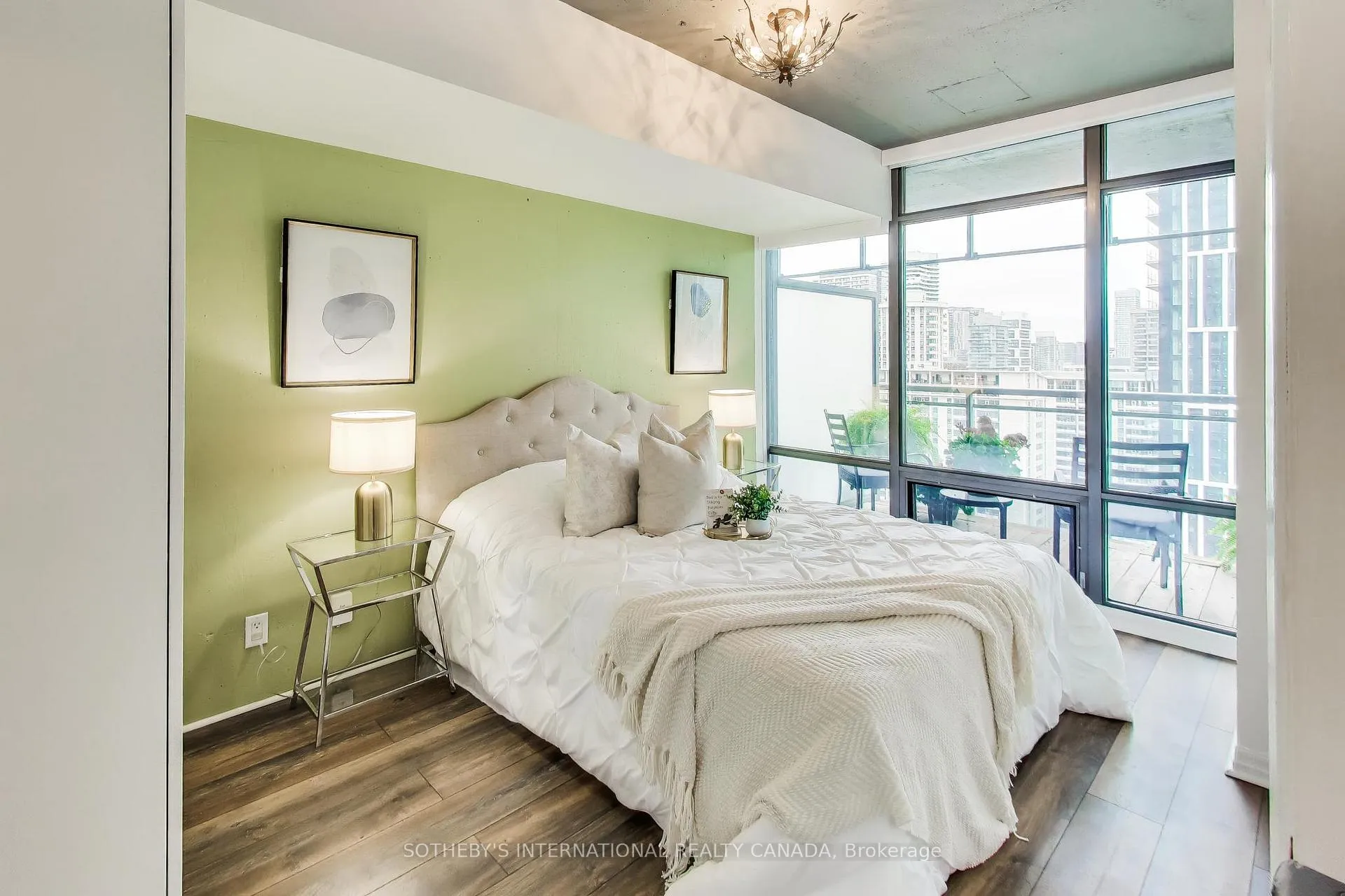 Photo 8 of Unit 2002, 22 Wellesley Street, Toronto, Church-Yonge Corridor — HOMEH