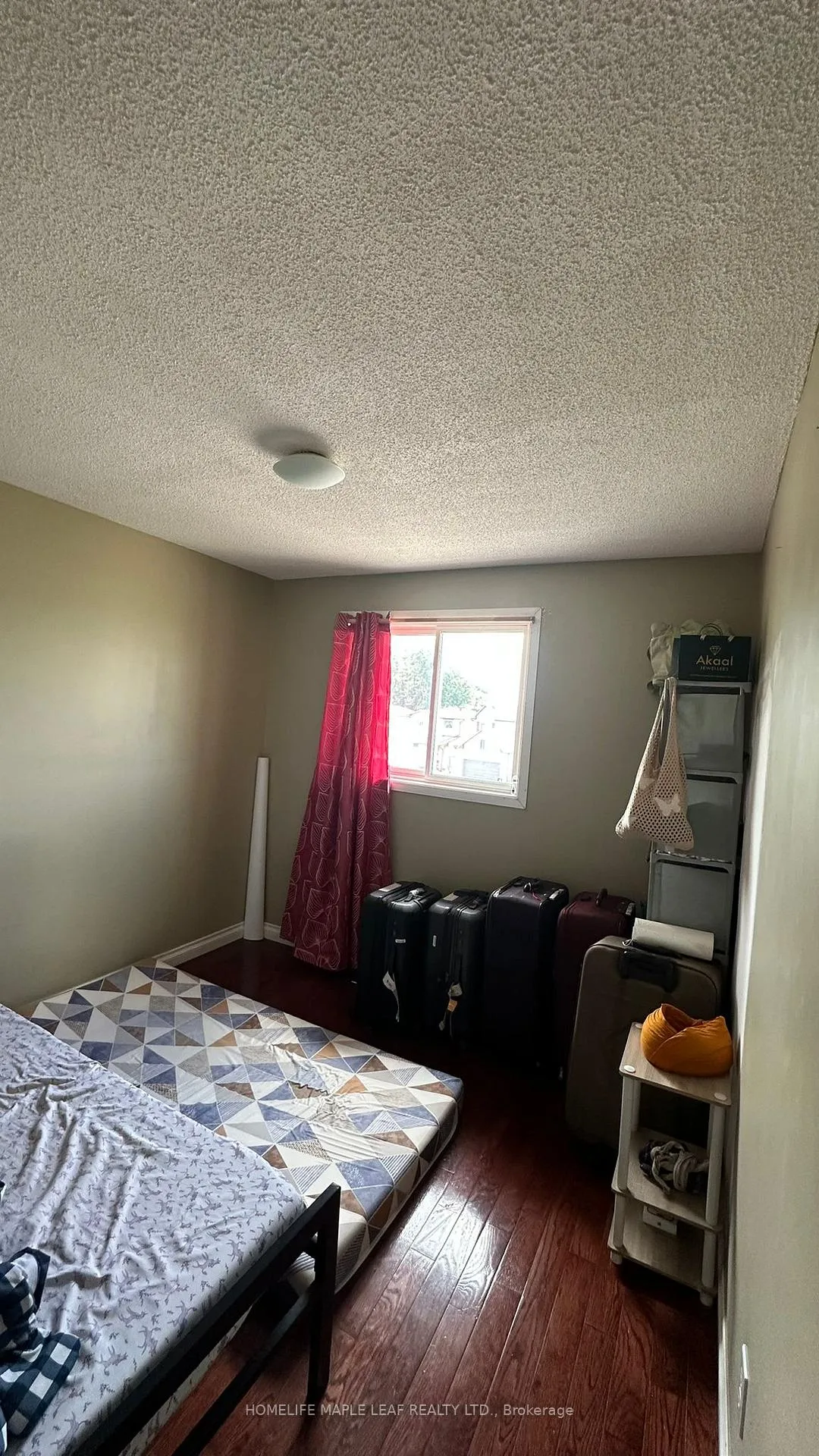 Photo 8 of Unit Main Floor, 31 Newbridge Crescent, Brampton, Westgate — HOMEH