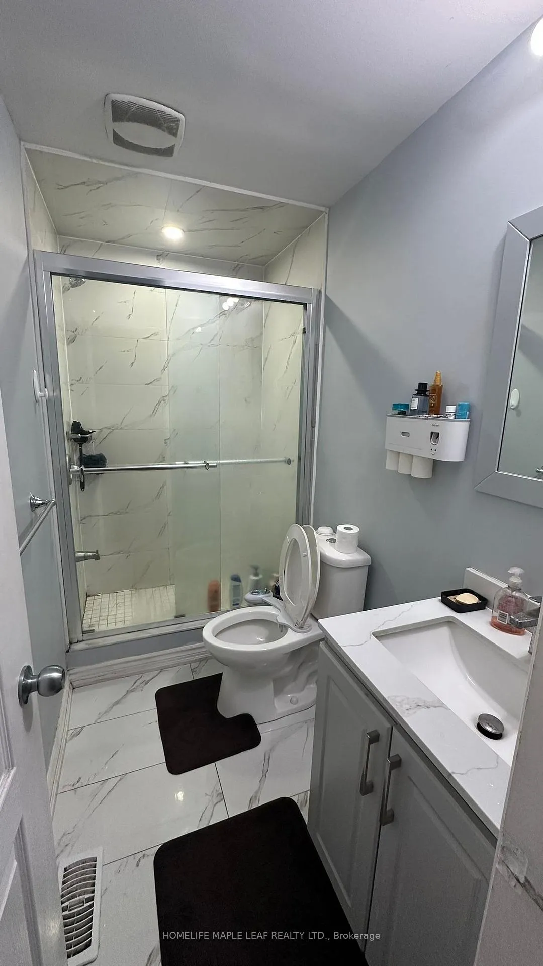 Photo 11 of Unit Main Floor, 31 Newbridge Crescent, Brampton, Westgate — HOMEH