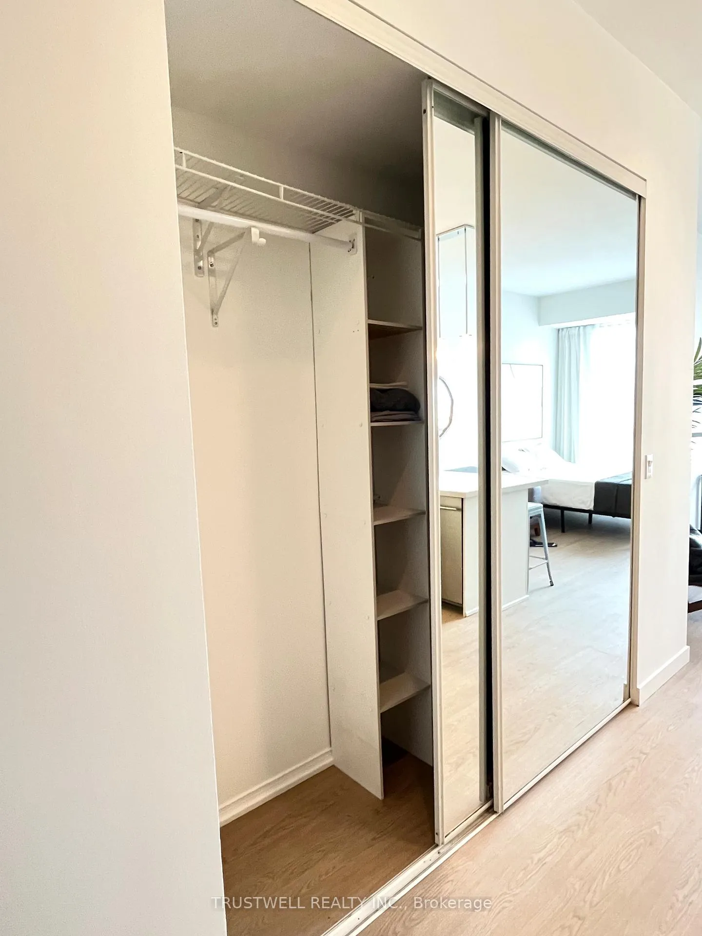 Photo 10 of Unit 2002, 7 King Street E, Toronto, Church-Yonge Corridor — HOMEH