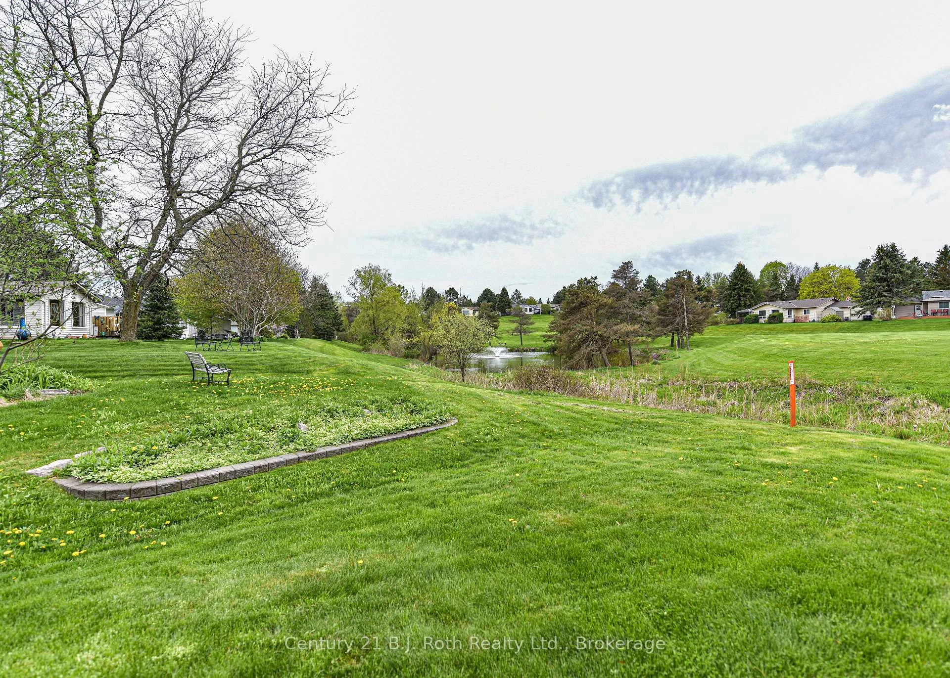 Photo 6 of 56 Tecumseth Pines Drive, New Tecumseth, Rural New Tecumseth — HOMEH