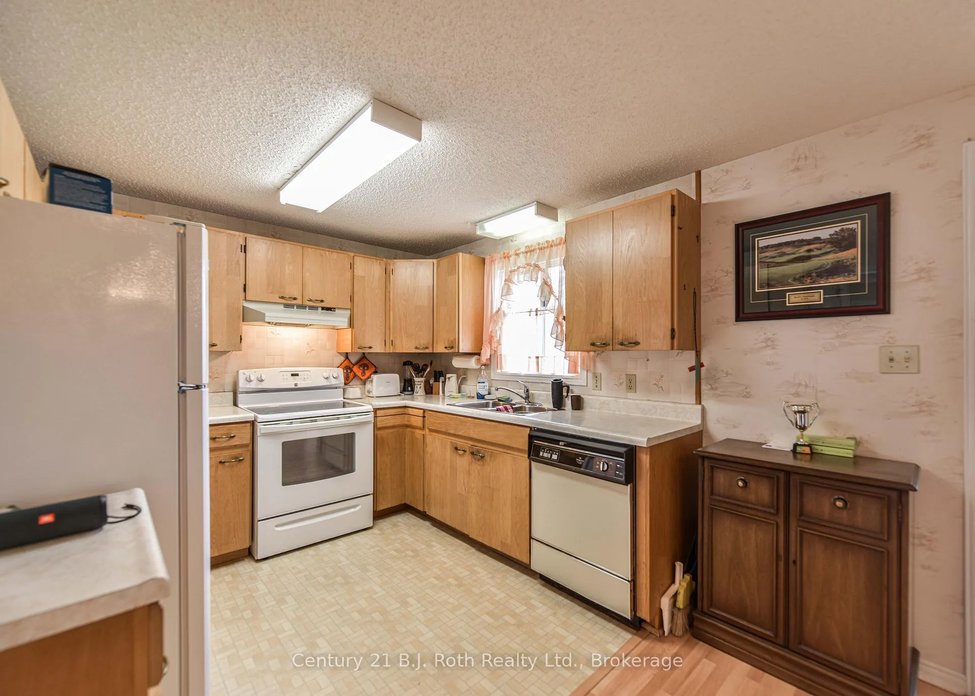 Photo 22 of 56 Tecumseth Pines Drive, New Tecumseth, Rural New Tecumseth — HOMEH