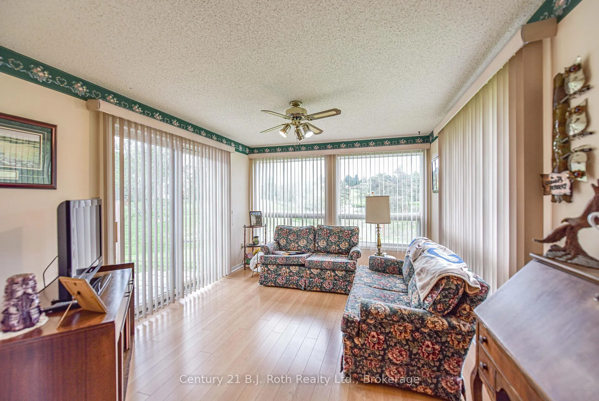 Photo 26 of 56 Tecumseth Pines Drive, New Tecumseth, Rural New Tecumseth — HOMEH