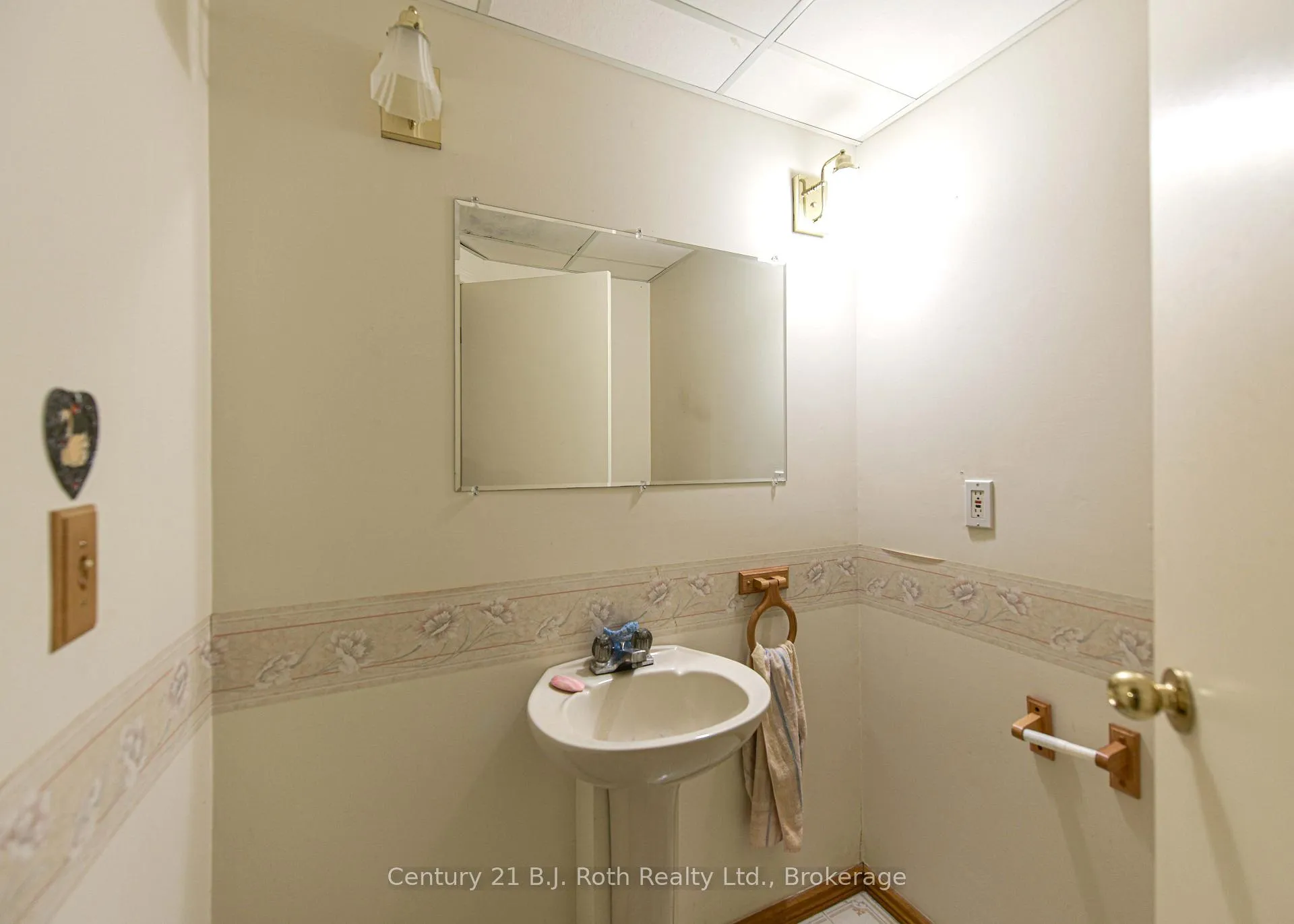Photo 29 of 56 Tecumseth Pines Drive, New Tecumseth, Rural New Tecumseth — HOMEH