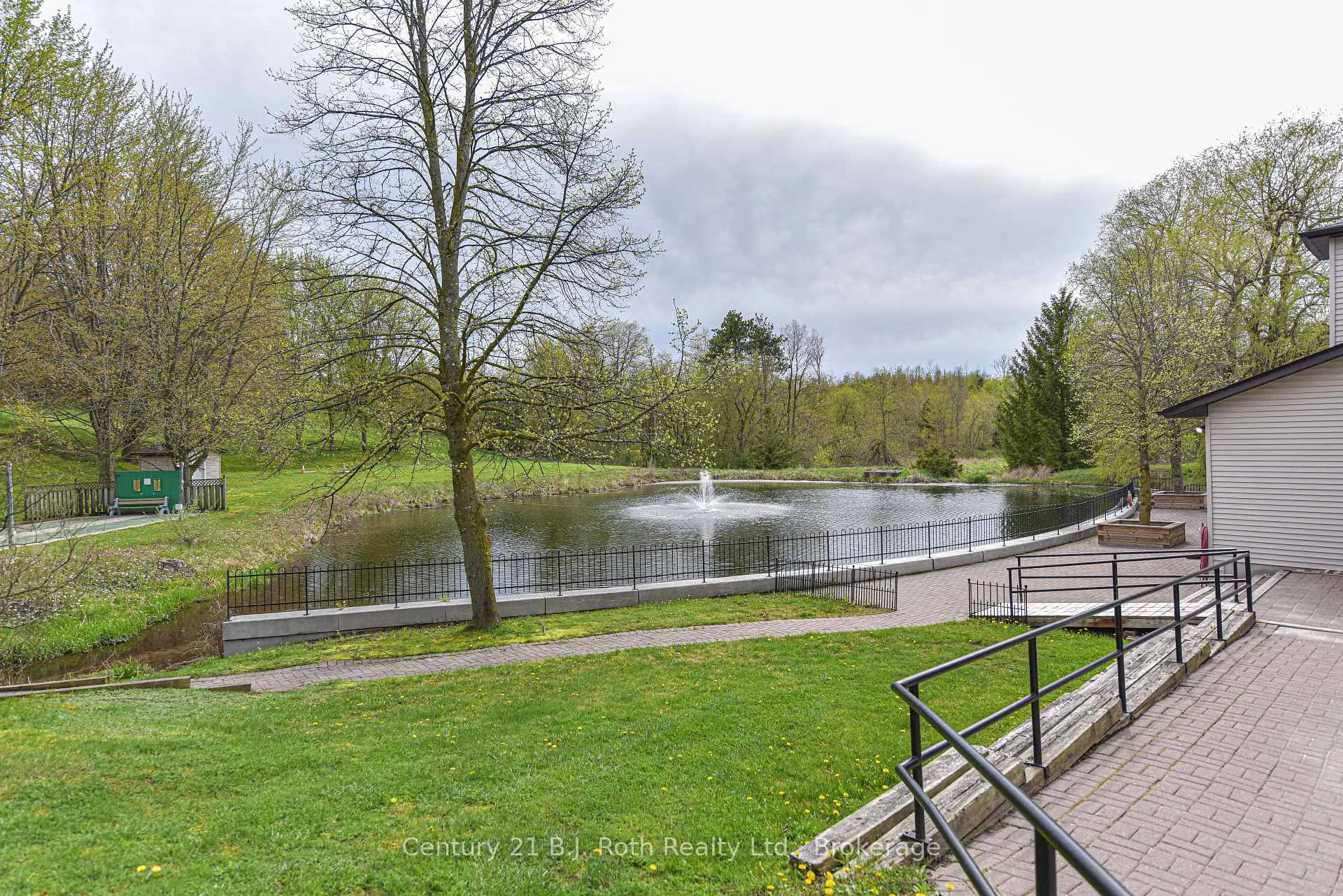 Photo 36 of 56 Tecumseth Pines Drive, New Tecumseth, Rural New Tecumseth — HOMEH