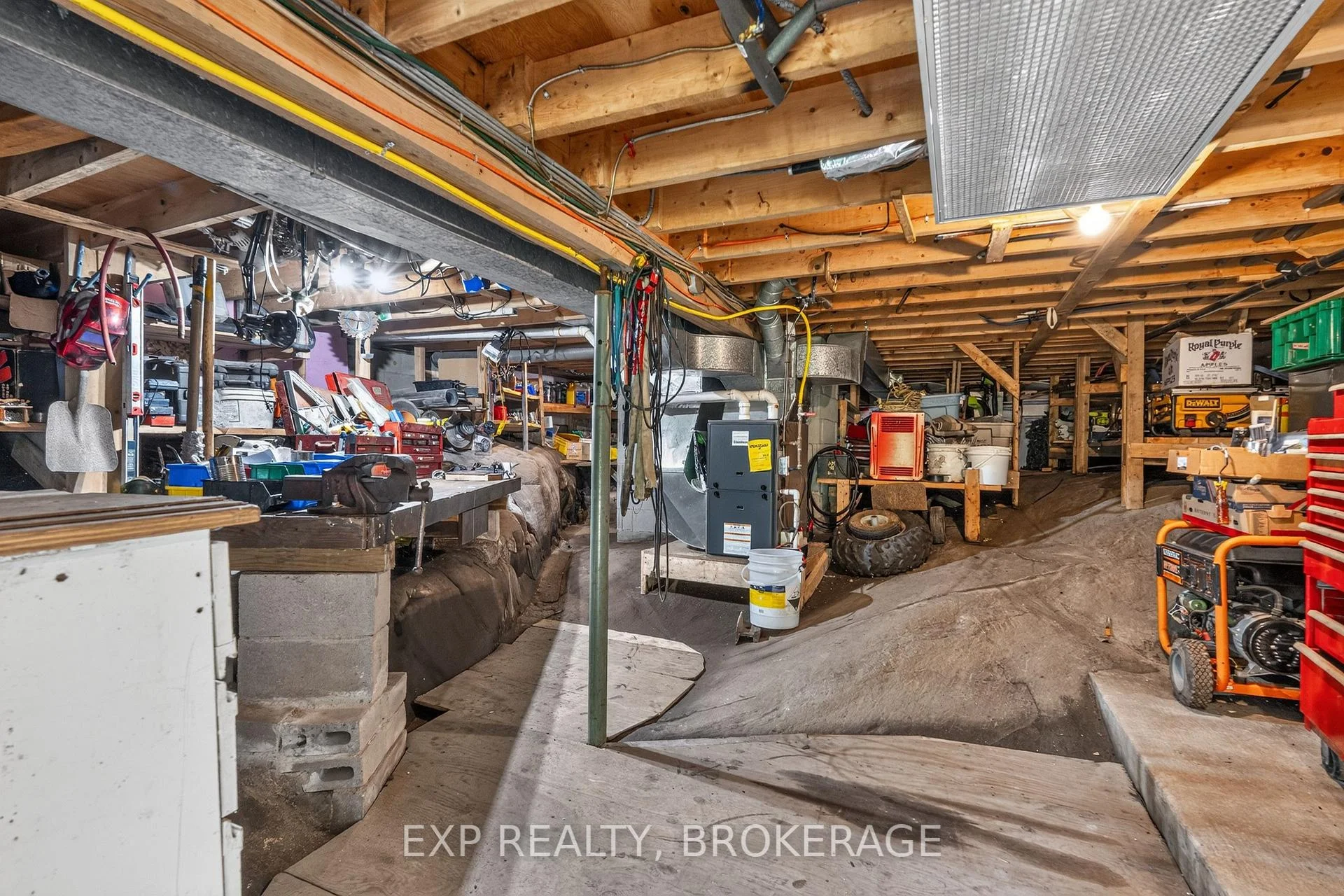 Photo 61 of 1058 Perry Road, Frontenac, Frontenac North — HOMEH