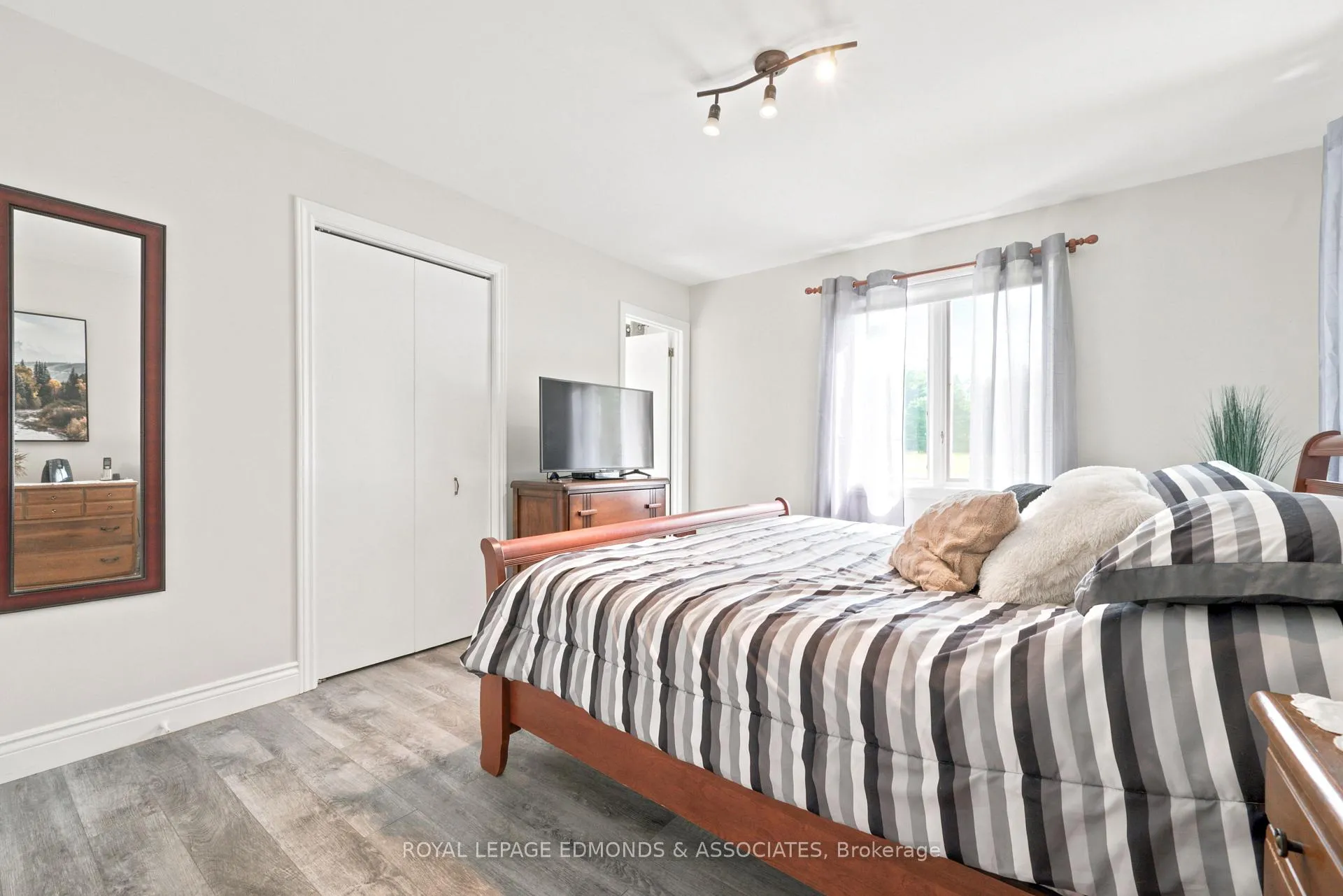 Photo 23 of 200 Walters Road, Laurentian Valley, Laurentian Valley — HOMEH