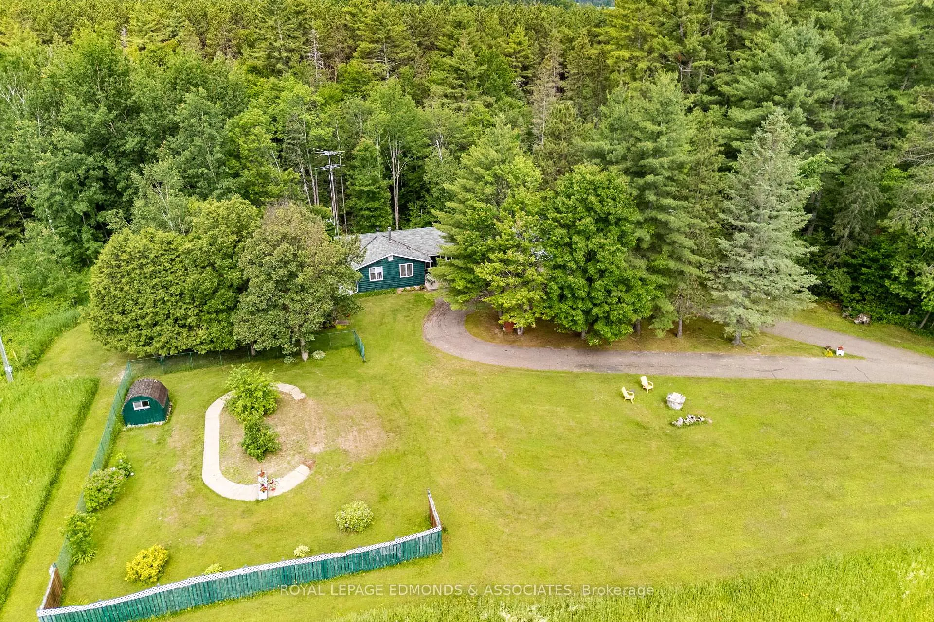 Photo 40 of 200 Walters Road, Laurentian Valley, Laurentian Valley — HOMEH