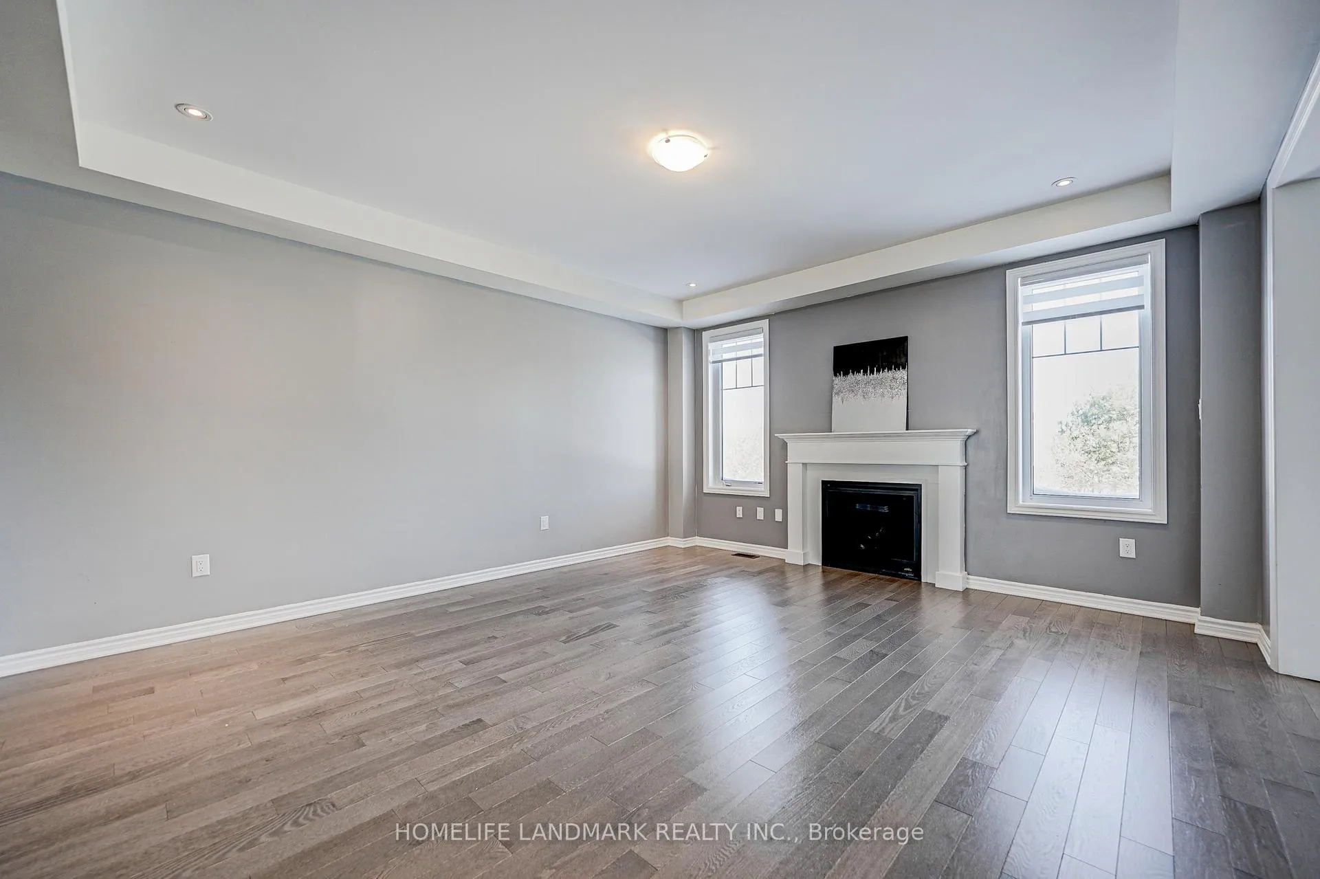 Photo 5 of 106 Barkerville Drive, Whitby, Rural Whitby — HOMEH