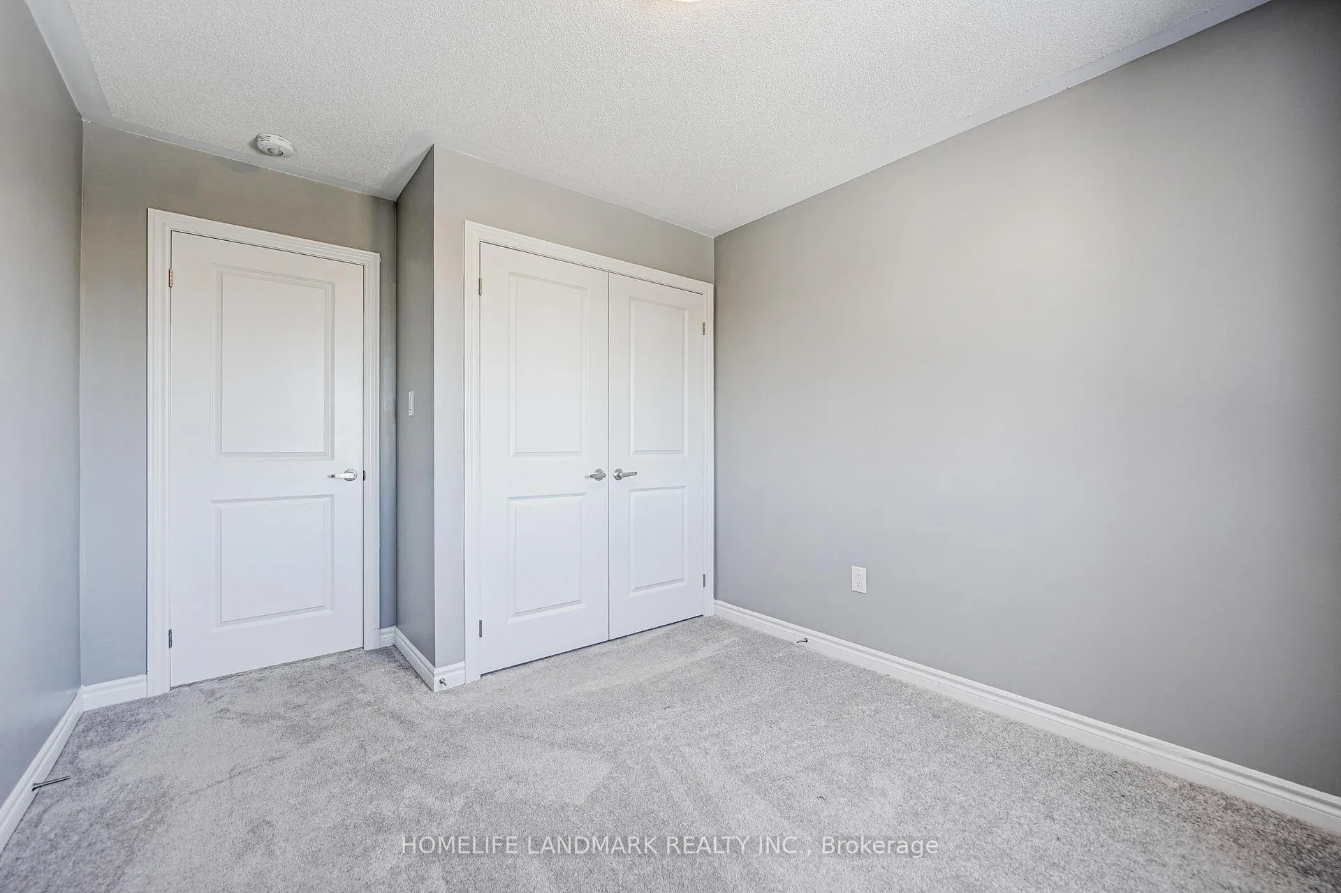 Photo 17 of 106 Barkerville Drive, Whitby, Rural Whitby — HOMEH