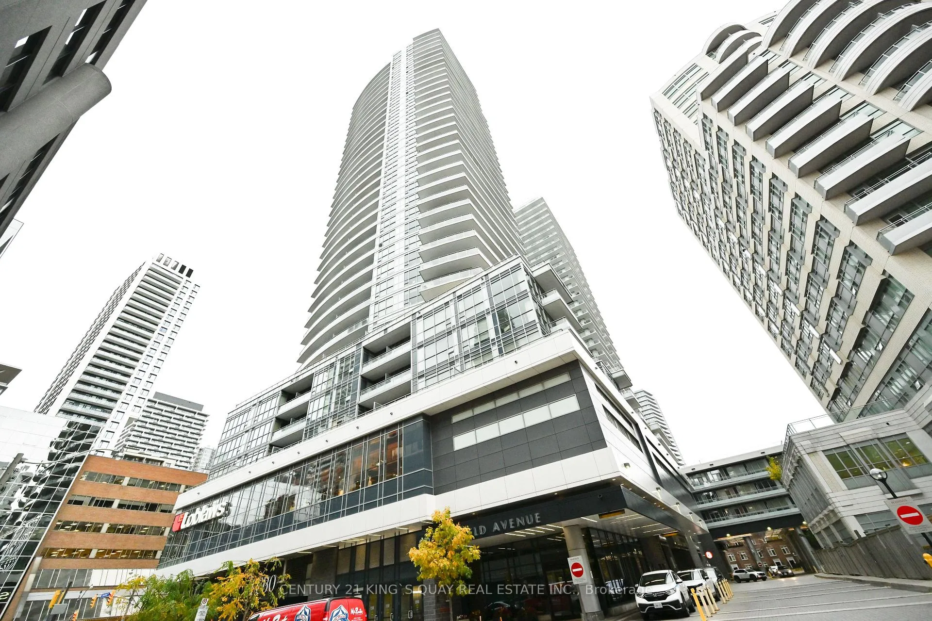 Front of Unit 3106, 89 Dunfield Avenue