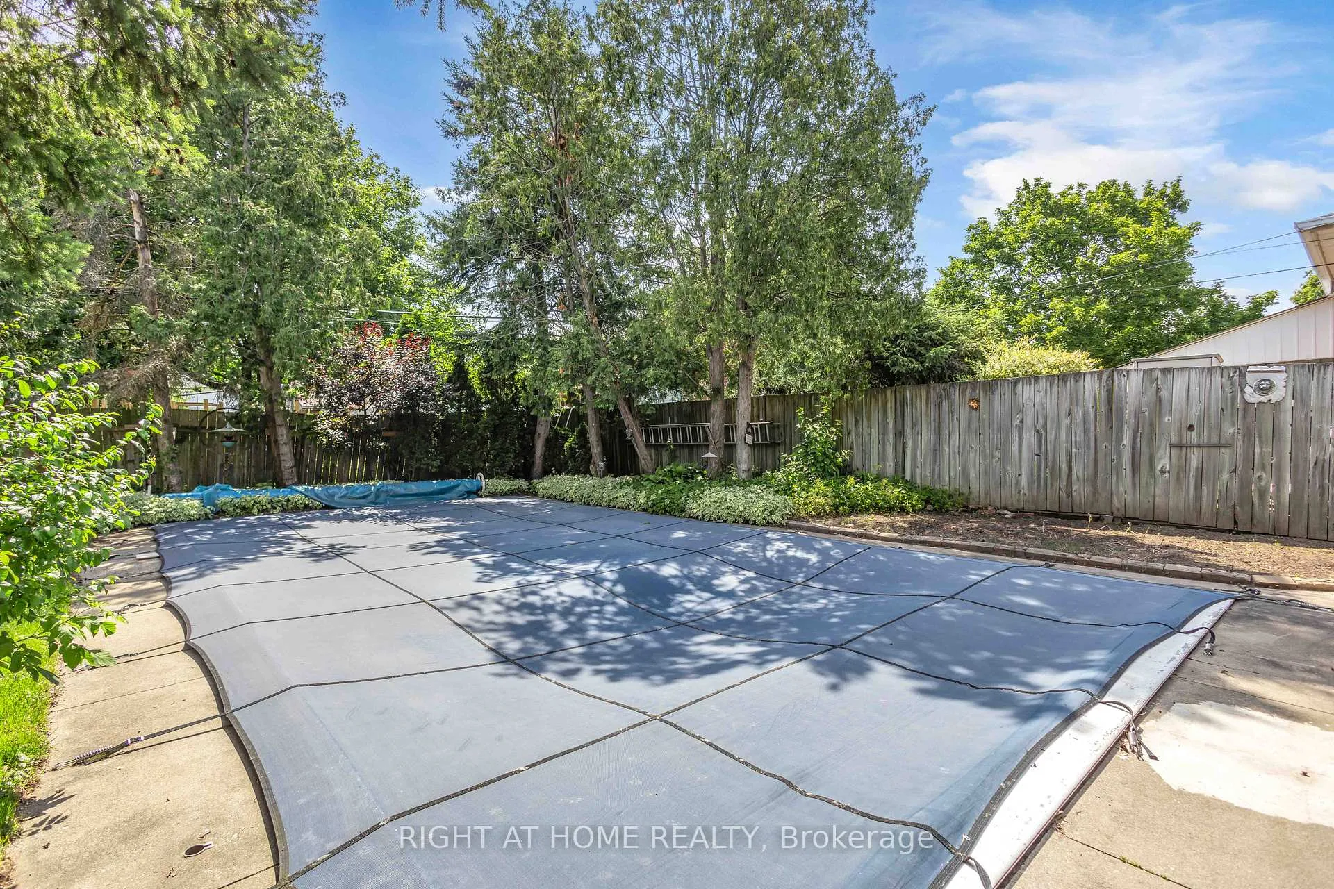 Photo 29 of 1404 Bunnell Drive, Burlington, Mountainside — HOMEH
