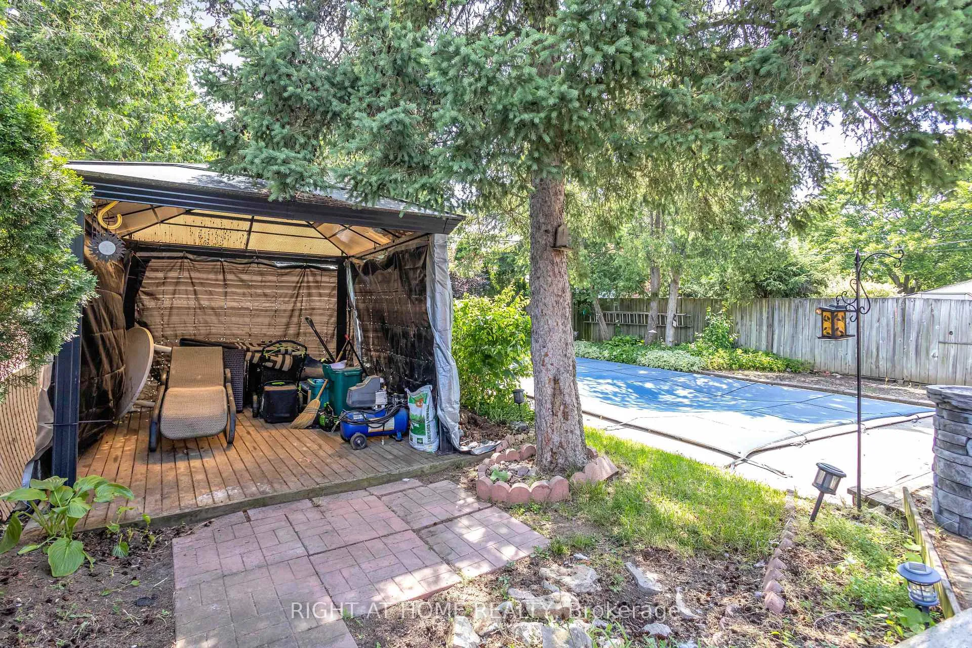 Photo 30 of 1404 Bunnell Drive, Burlington, Mountainside — HOMEH