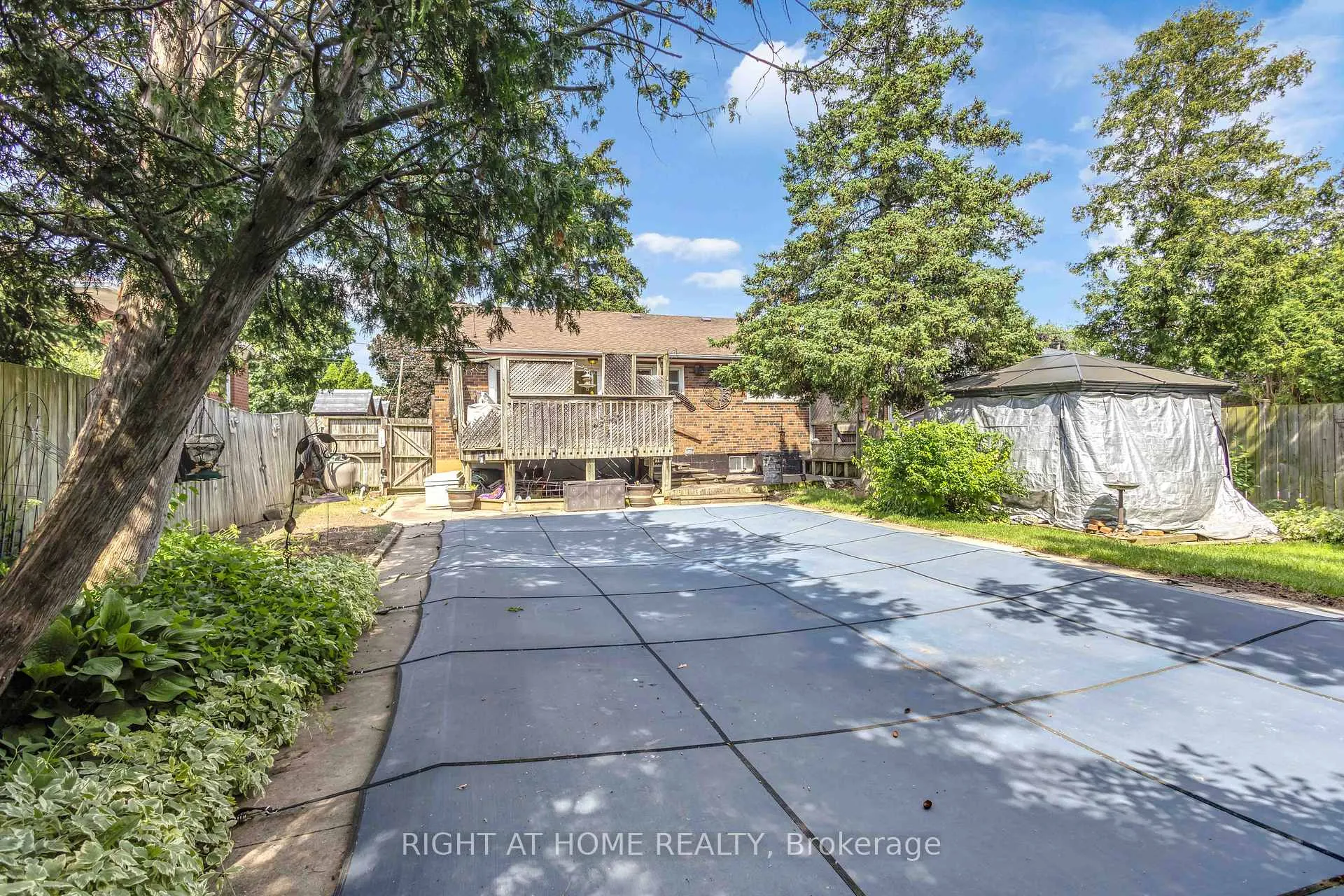 Photo 33 of 1404 Bunnell Drive, Burlington, Mountainside — HOMEH