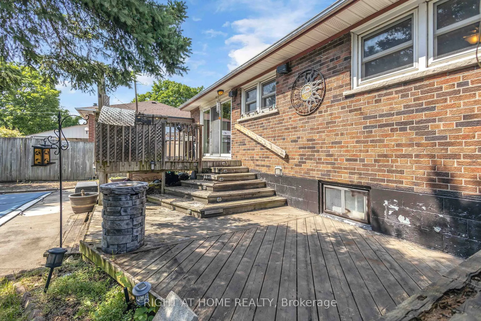 Photo 35 of 1404 Bunnell Drive, Burlington, Mountainside — HOMEH