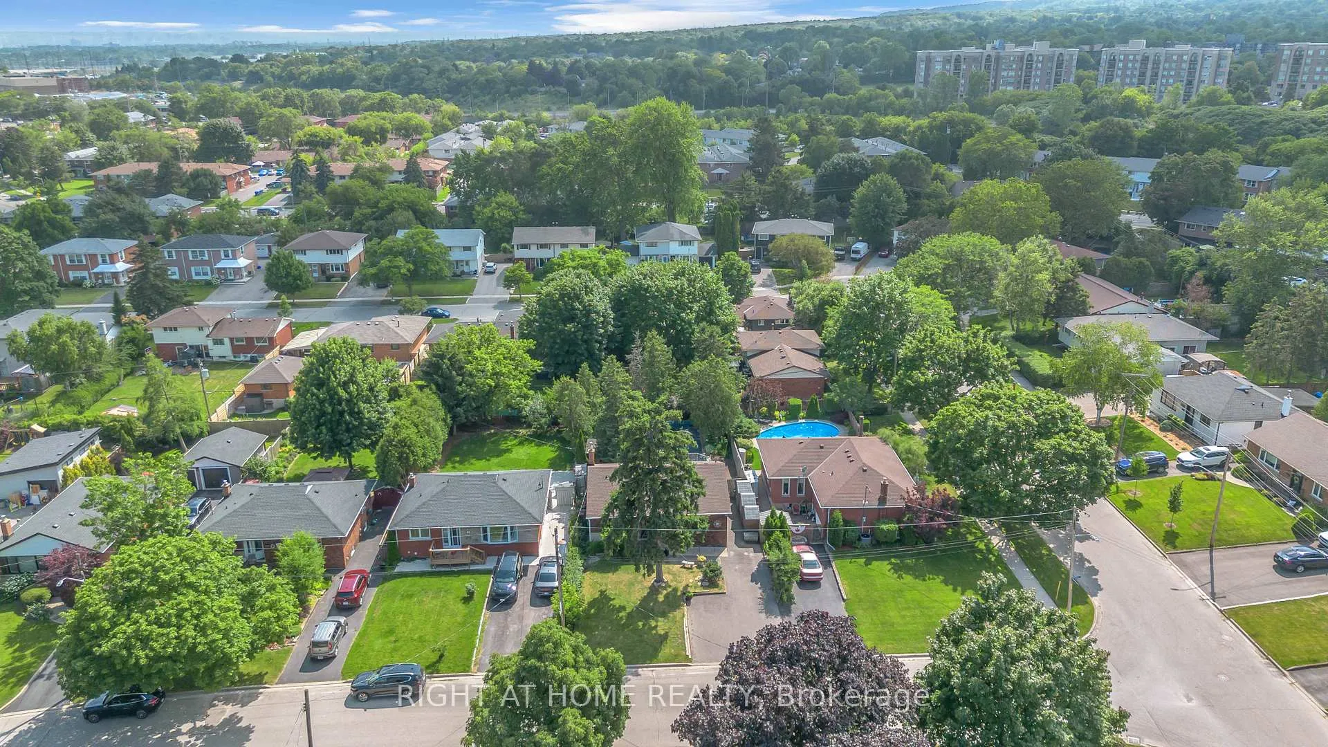 Photo 37 of 1404 Bunnell Drive, Burlington, Mountainside — HOMEH