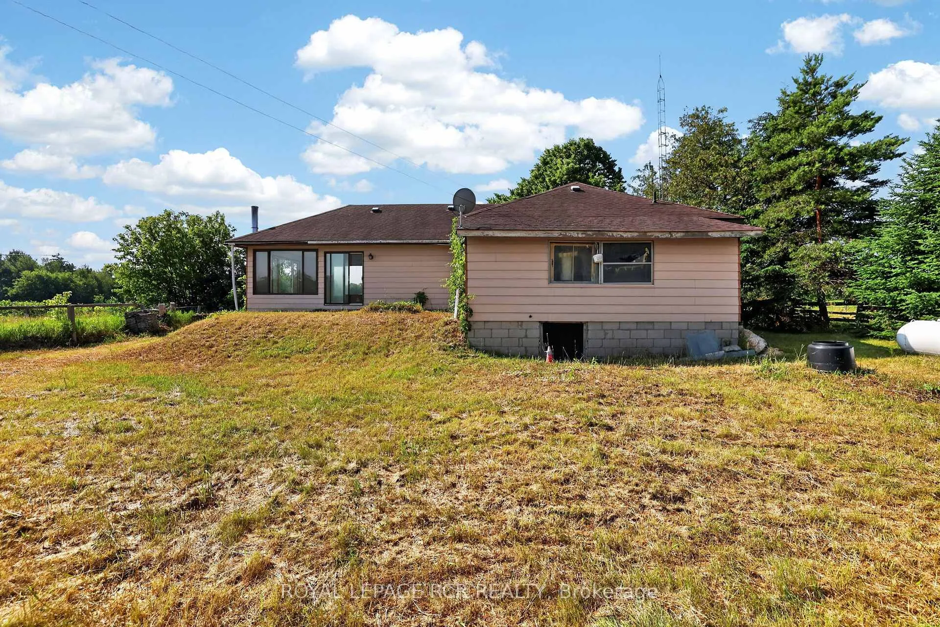 Photo 36 of 6012 2nd Line, New Tecumseth, Rural New Tecumseth — HOMEH