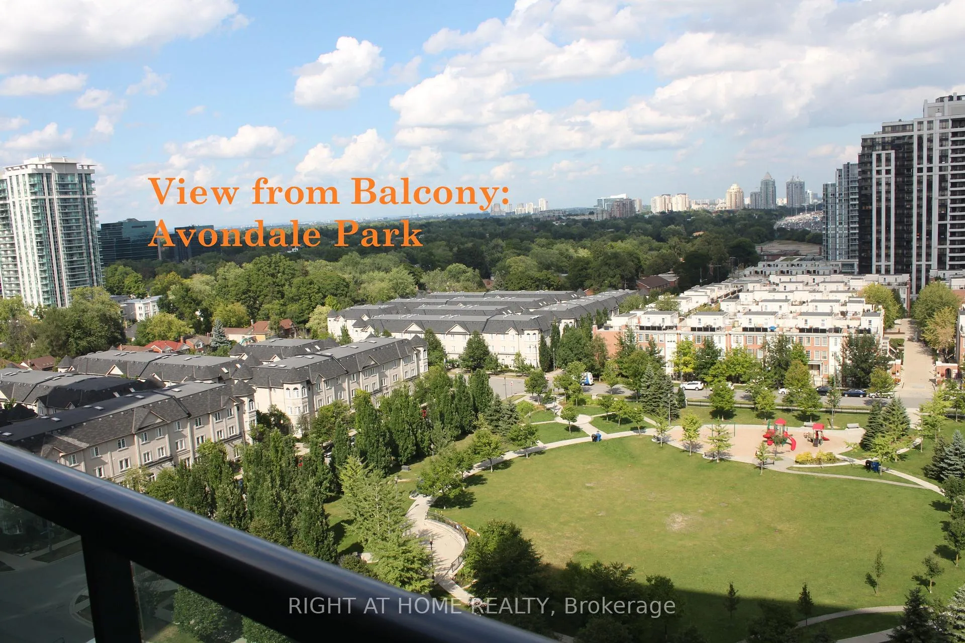 Photo 2 of Unit 1601, 28 Harrison Garden Boulevard, North York, Willowdale East — HOMEH