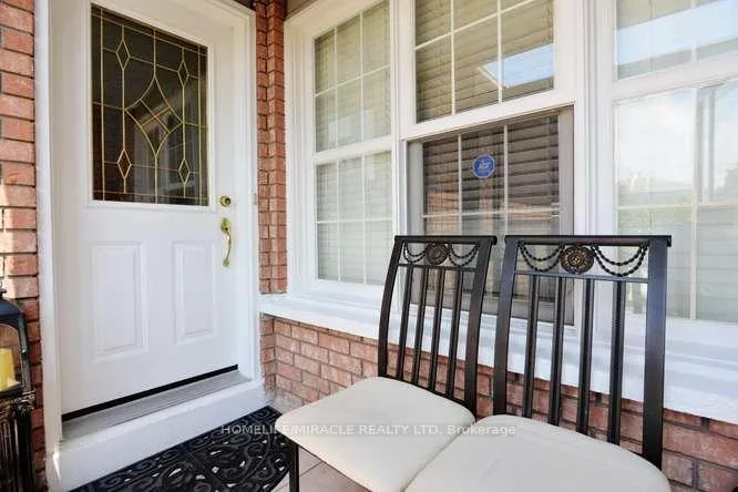 Photo 5 of 7 Cutters Crescent, Brampton, Fletcher's West — HOMEH