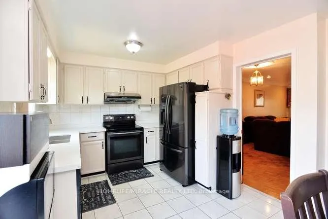 Photo 18 of 7 Cutters Crescent, Brampton, Fletcher's West — HOMEH