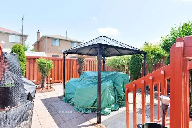 Photo 47 of 7 Cutters Crescent, Brampton, Fletcher's West — HOMEH